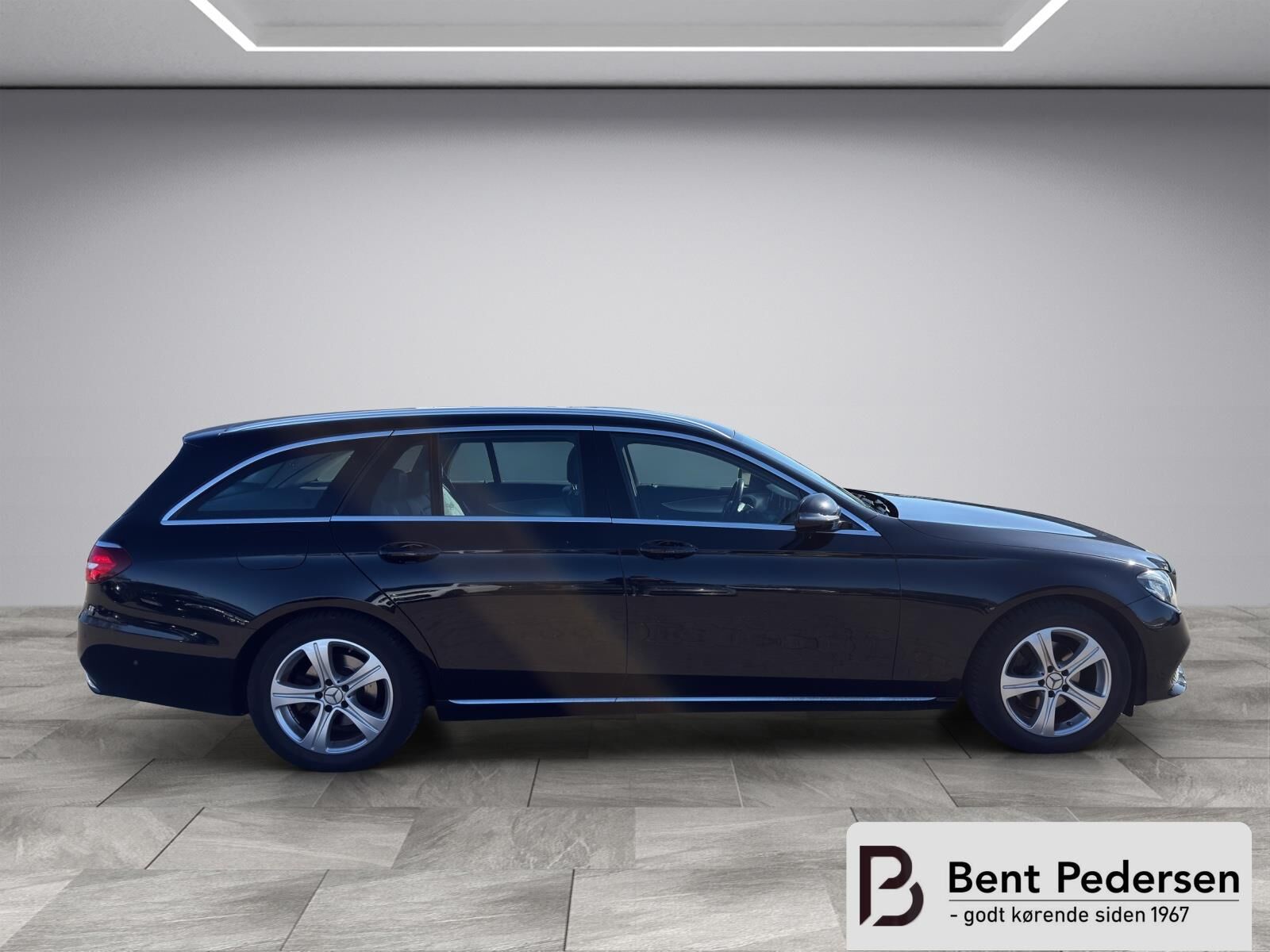 Billede af Mercedes-Benz E220 d T 2,0 D Avantgarde 9G-Tronic 194HK Stc Aut.