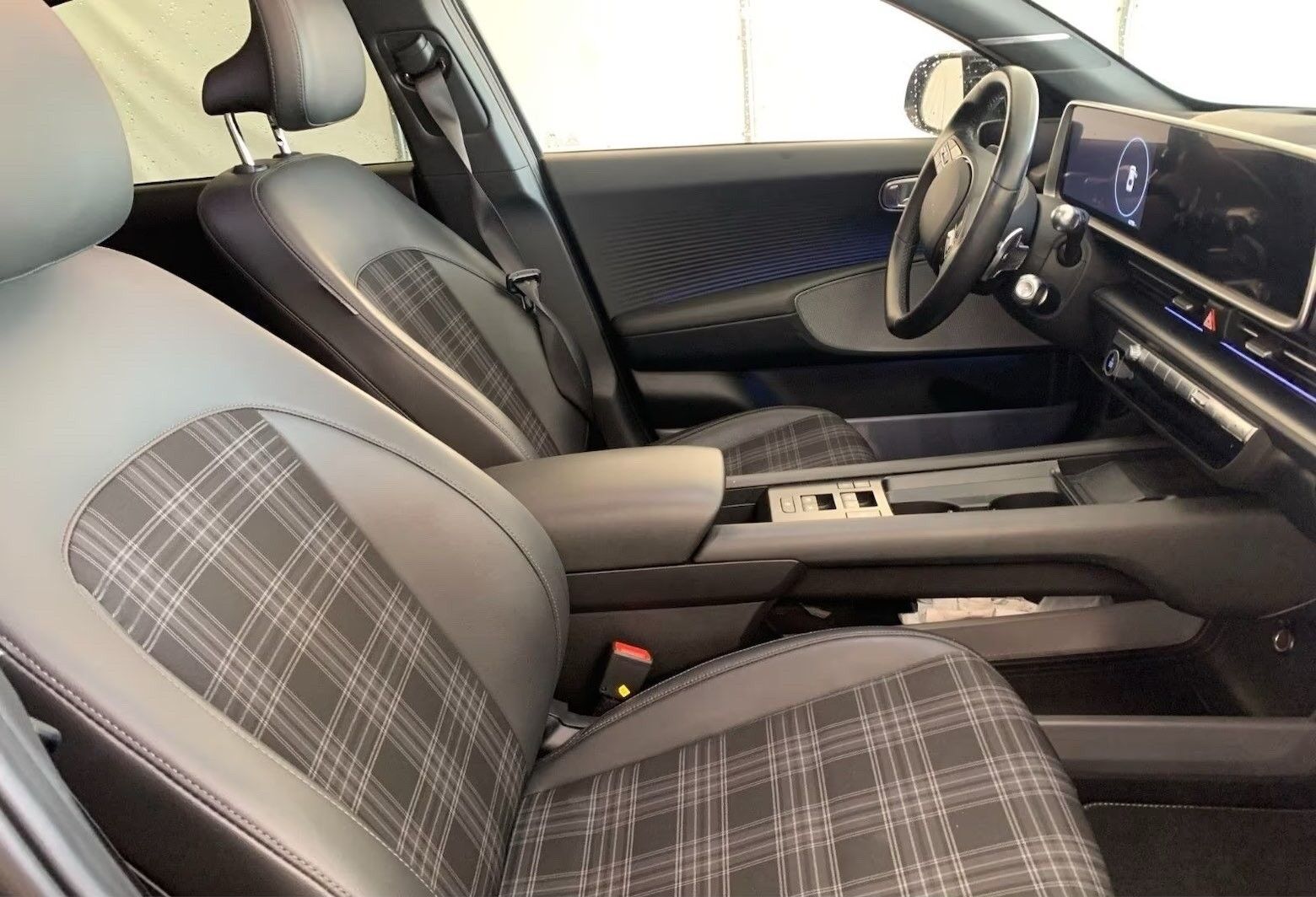 Billede af Hyundai Ioniq 6 Electric 77,4 kWh Ultimate 4WD 325HK Aut.