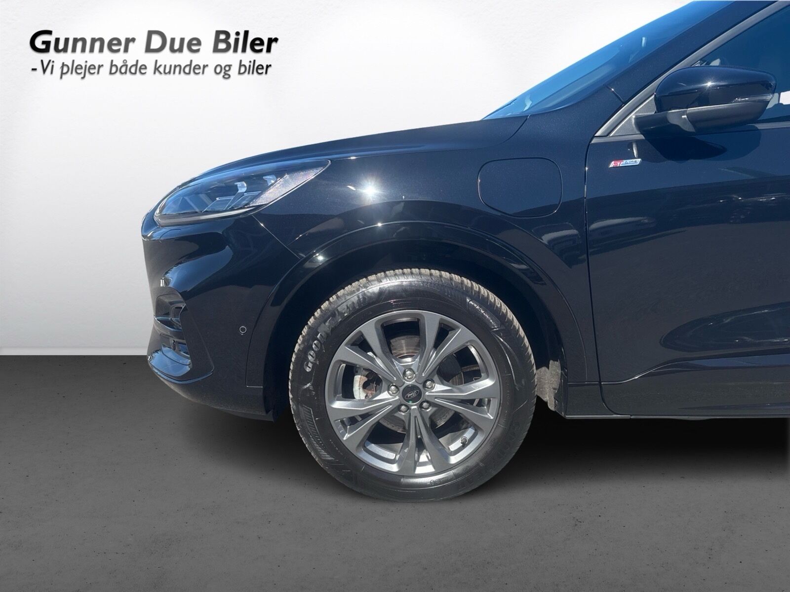 Billede af Ford Kuga 2,5 Plugin-hybrid ST-Line X CVT 225HK 5d Trinl. Gear