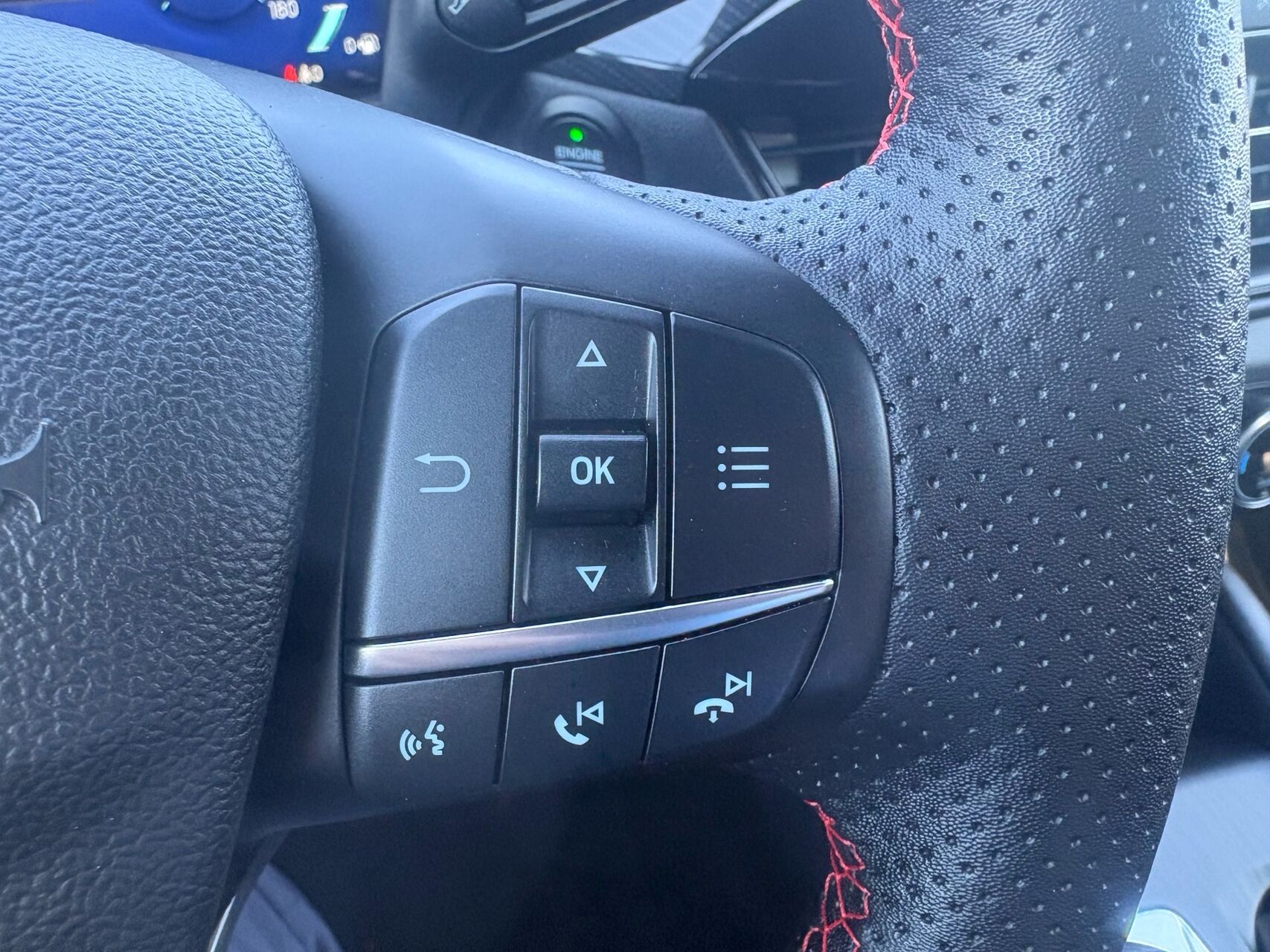 Billede af Ford Kuga 2,5 Plugin-hybrid ST-Line X CVT 225HK 5d Trinl. Gear