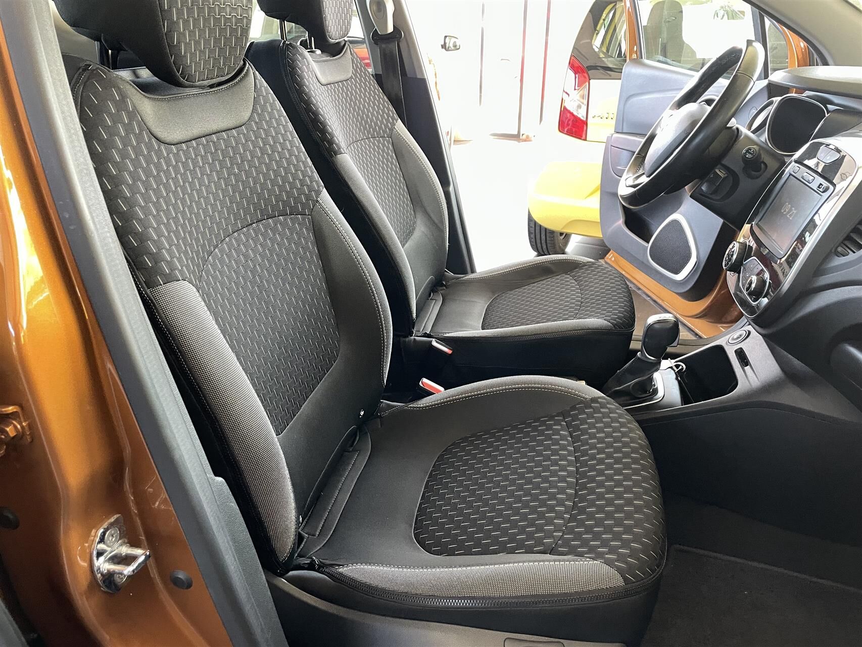 Billede af Renault Captur 1,5 Energy DCI Intens EDC 90HK 5d 6g Aut.