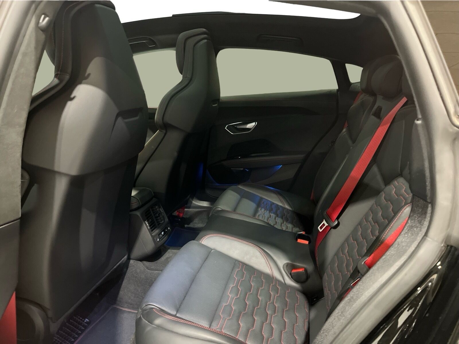 Billede af Audi RS E-tron GT EL Quattro 598HK 4d Aut.