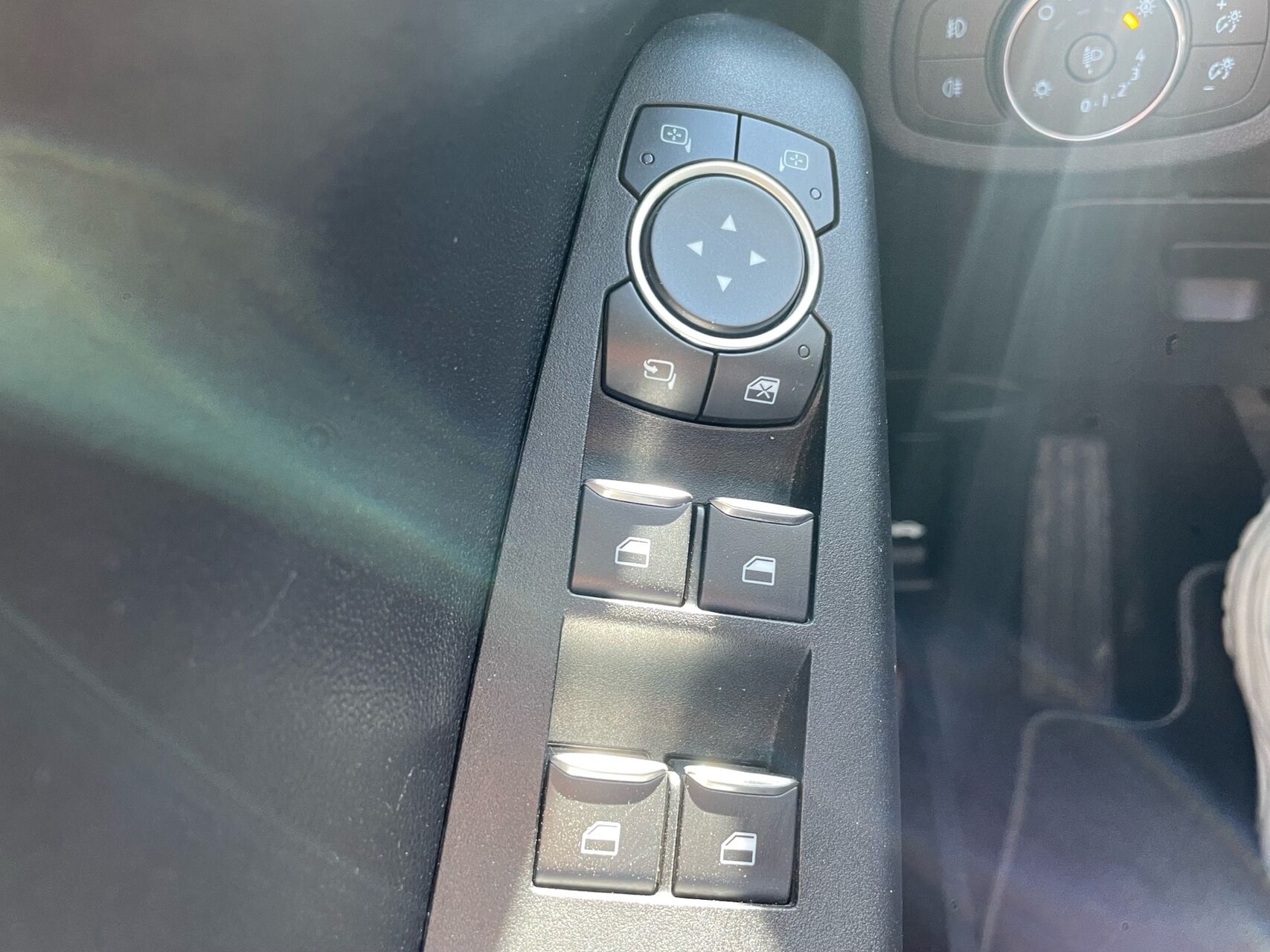 Billede af Ford Fiesta 1,0 EcoBoost Hybrid Vignale Start/Stop 155HK 5d 6g