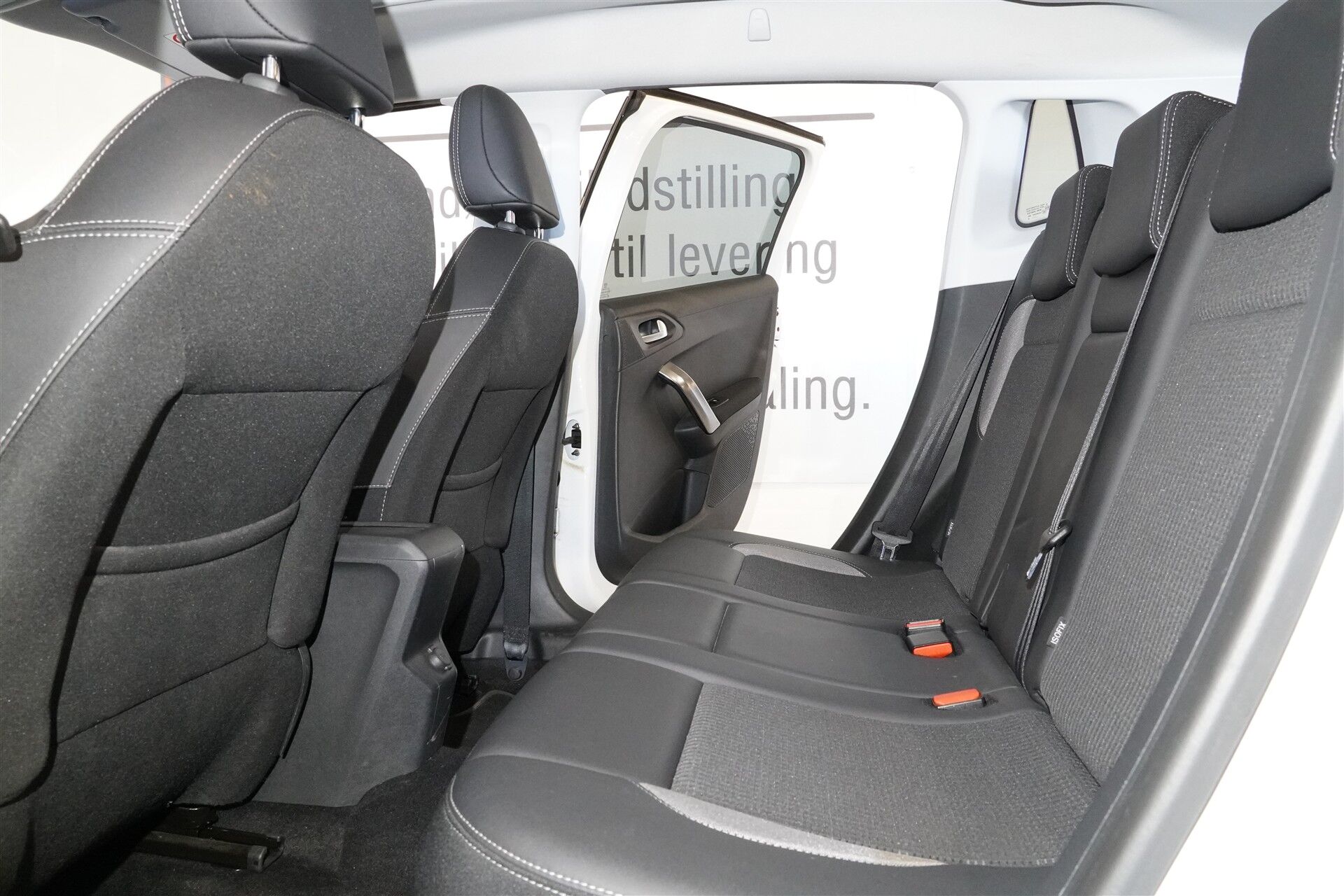 Billede af Peugeot 2008 1,2 e-THP Selection Sky 110HK 5d