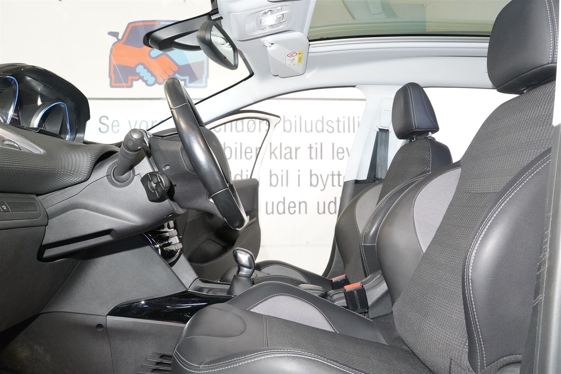 Billede af Peugeot 2008 1,2 e-THP Selection Sky 110HK 5d