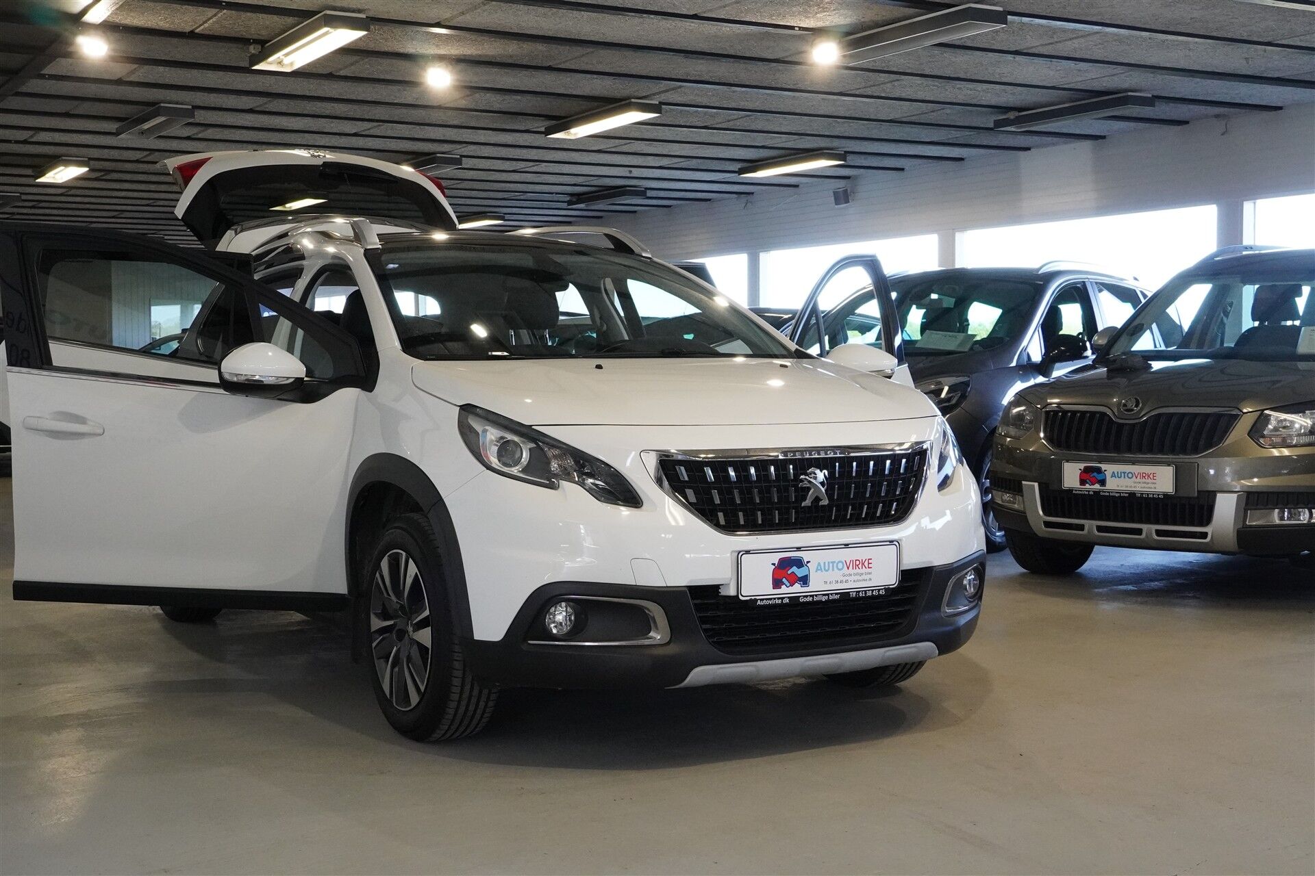 Billede af Peugeot 2008 1,2 e-THP Selection Sky 110HK 5d