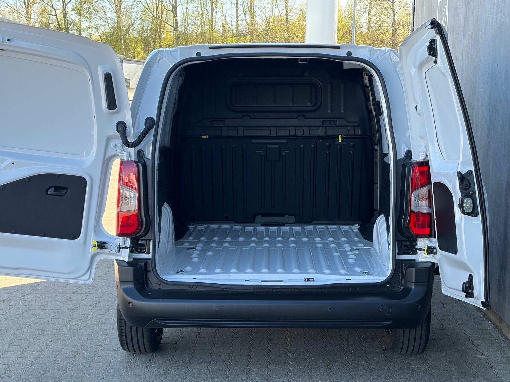 Billede af Fiat Doblò L1 1,5 BlueHDI Pro 130HK Van Aut. 