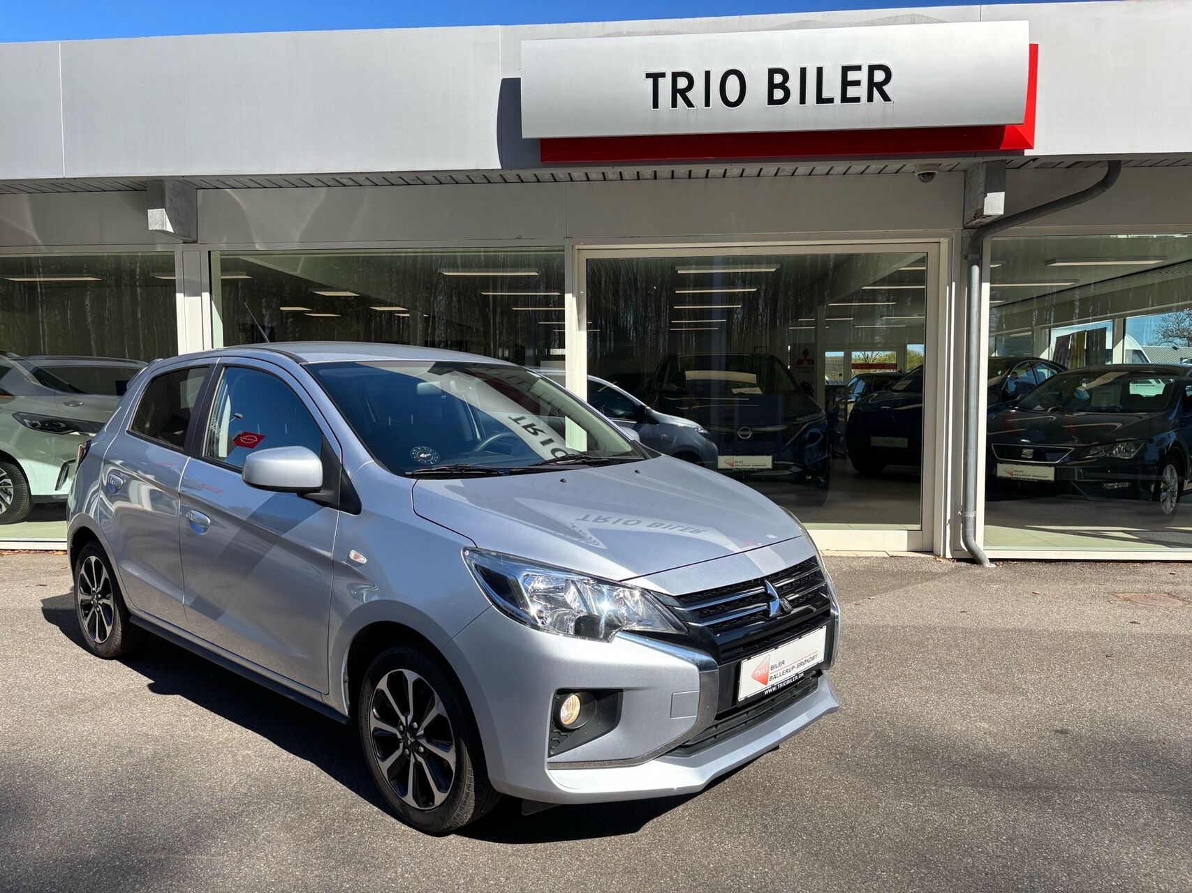 Billede af Mitsubishi Space Star 1,2 Invite+ AS&G 71HK 5d