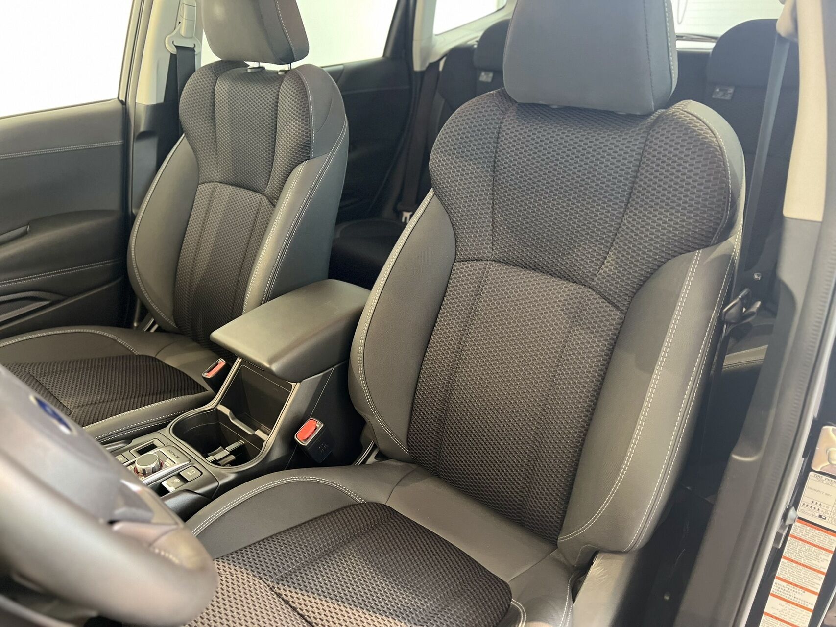 Billede af Subaru Forester 2,0 e-Boxer  Mild hybrid Active AWD Lineartronic 150HK 5d 6g Aut.