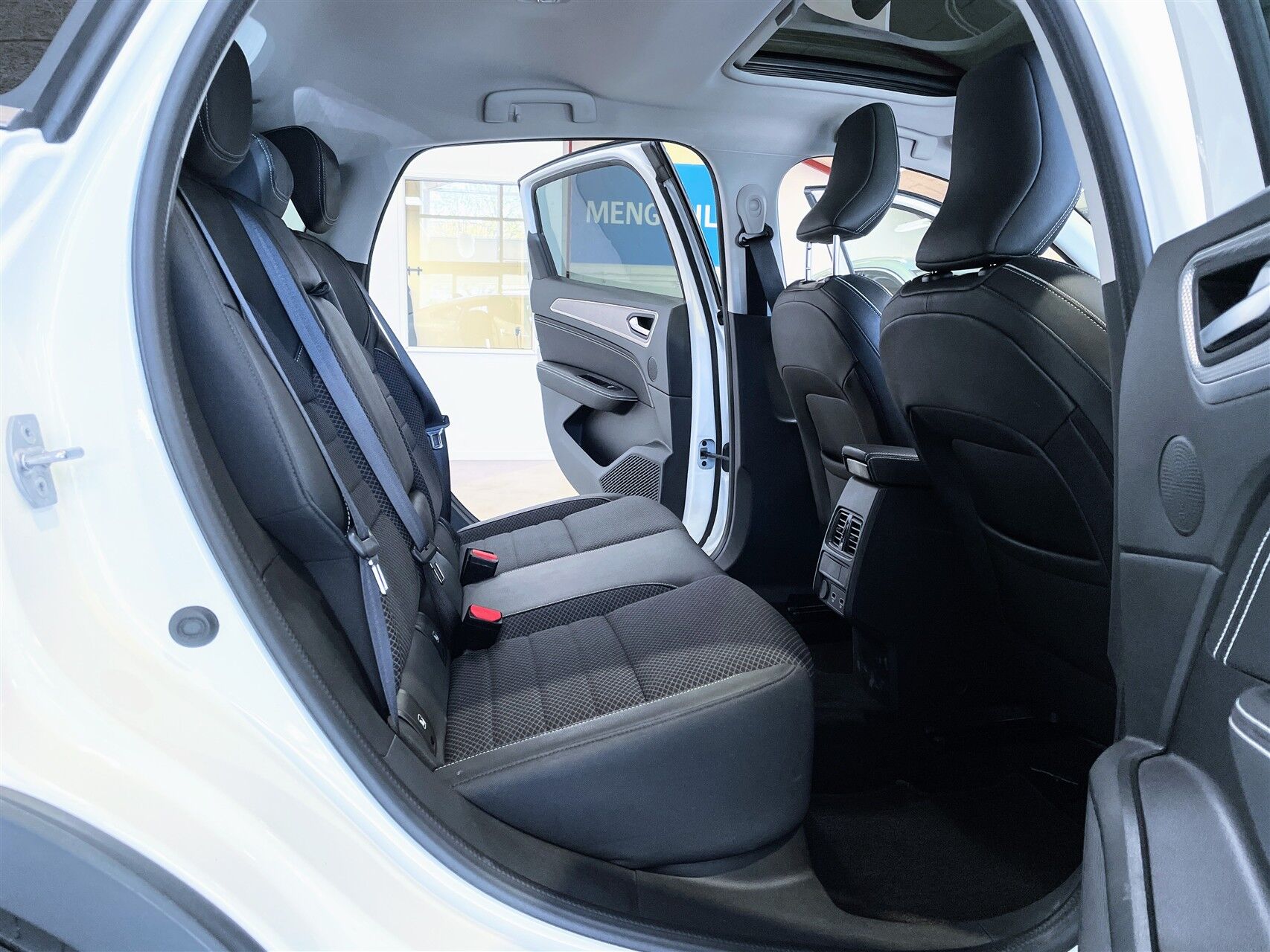 Billede af Renault Arkana 1,3 TCE  Mild hybrid Intens EDC 140HK 5d 7g Aut.