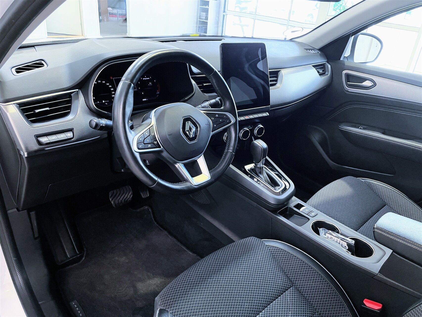 Billede af Renault Arkana 1,3 TCE  Mild hybrid Intens EDC 140HK 5d 7g Aut.