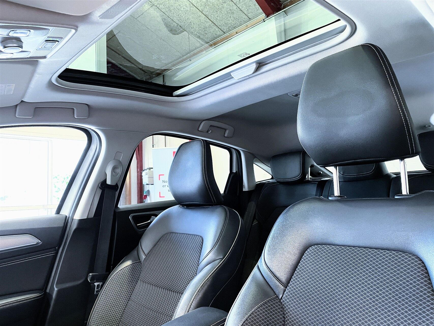 Billede af Renault Arkana 1,3 TCE  Mild hybrid Intens EDC 140HK 5d 7g Aut.