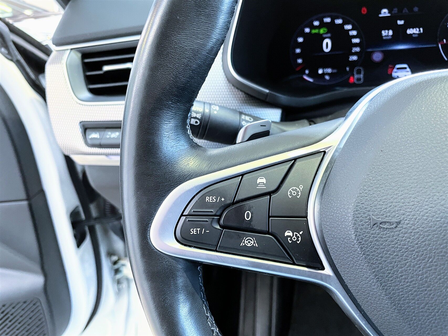 Billede af Renault Arkana 1,3 TCE  Mild hybrid Intens EDC 140HK 5d 7g Aut.