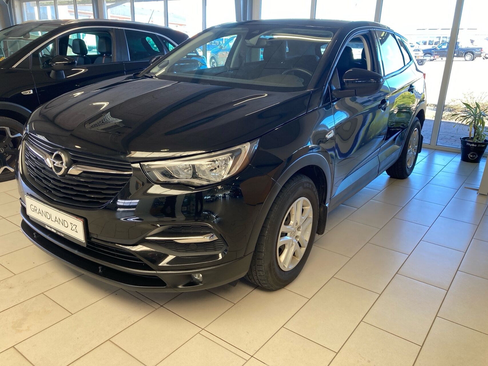 Billede af Opel Grandland X 1,2 T Enjoy Start/Stop 130HK 5d 8g Aut.