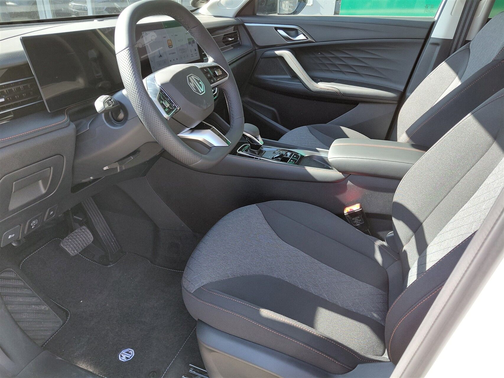 Billede af MG HS 1,5 T GDI  Plugin-hybrid Comfort 272HK 5d Aut.