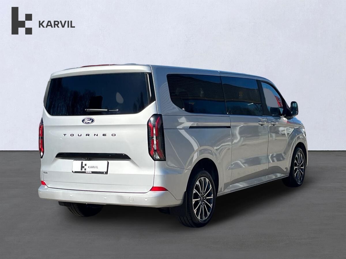 Billede af Ford Tourneo Custom 340 L2H1 2,5 Plugin-hybrid Titanium X CVT 233HK Aut.