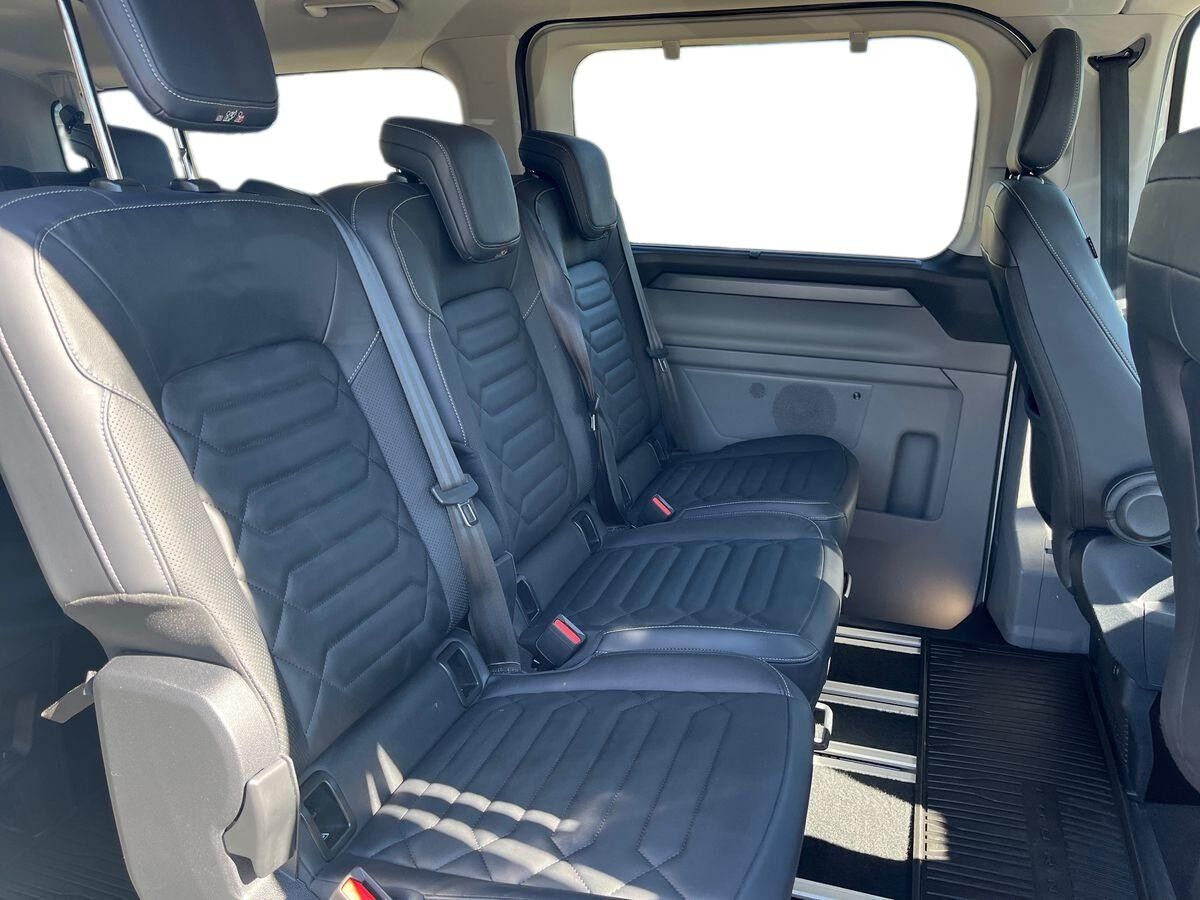 Billede af Ford Tourneo Custom 340 L2H1 2,5 Plugin-hybrid Titanium X CVT 233HK Aut.