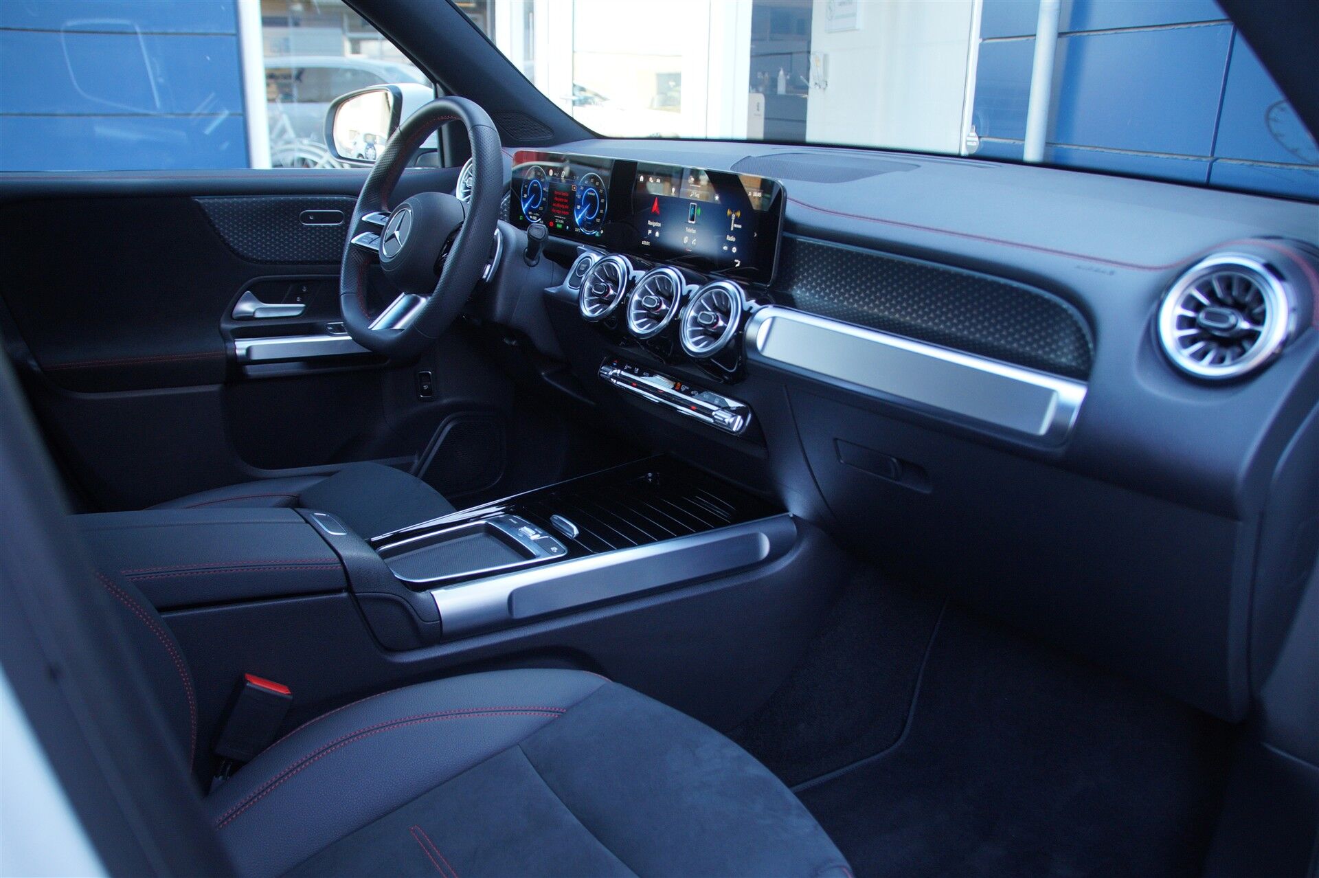 Billede af Mercedes-Benz EQB 250+ EL AMG Advance 190HK 5d Aut.