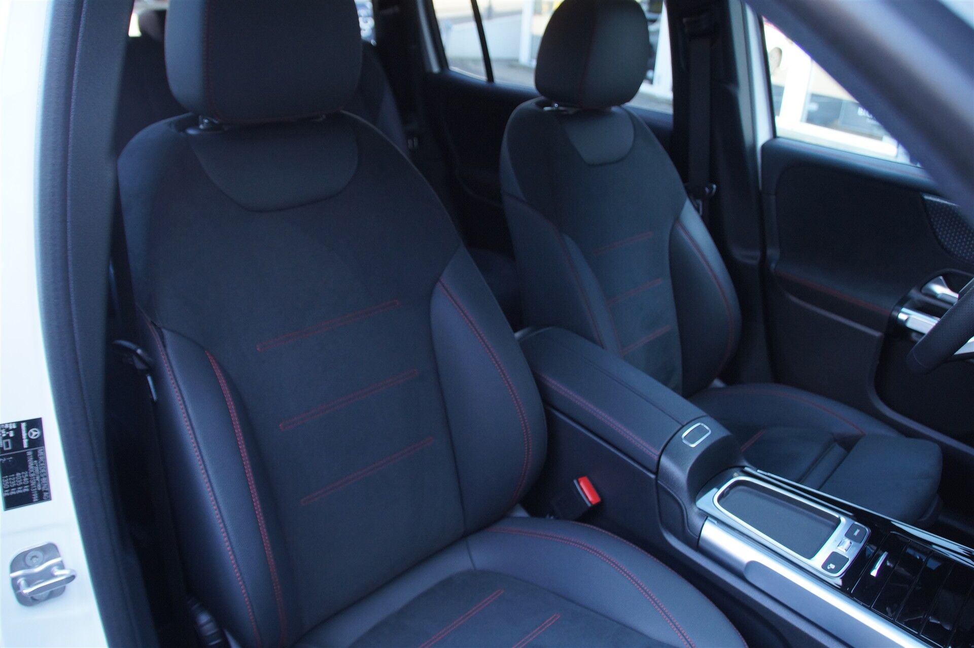 Billede af Mercedes-Benz EQB 250+ EL AMG Advance 190HK 5d Aut.