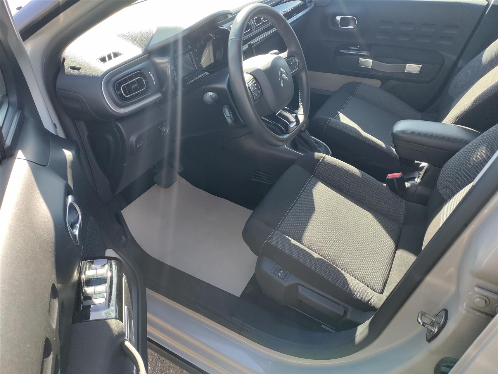 Billede af Citroën C3 1,2 PureTech Shine 110HK 5d 6g Aut.