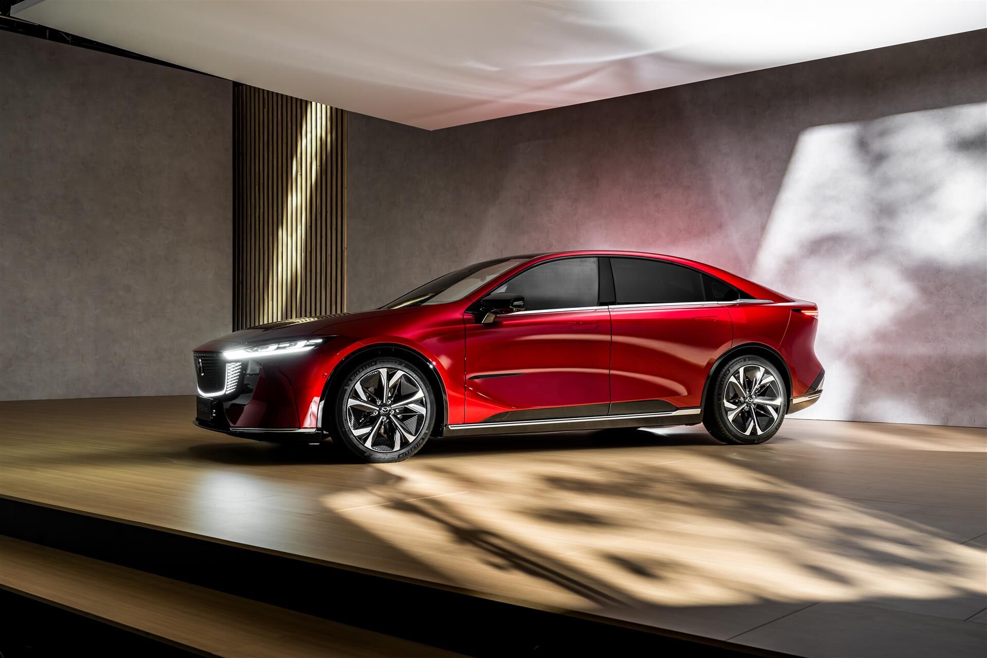 Billede af Mazda 6e EL Takumi 258HK 5d Aut.