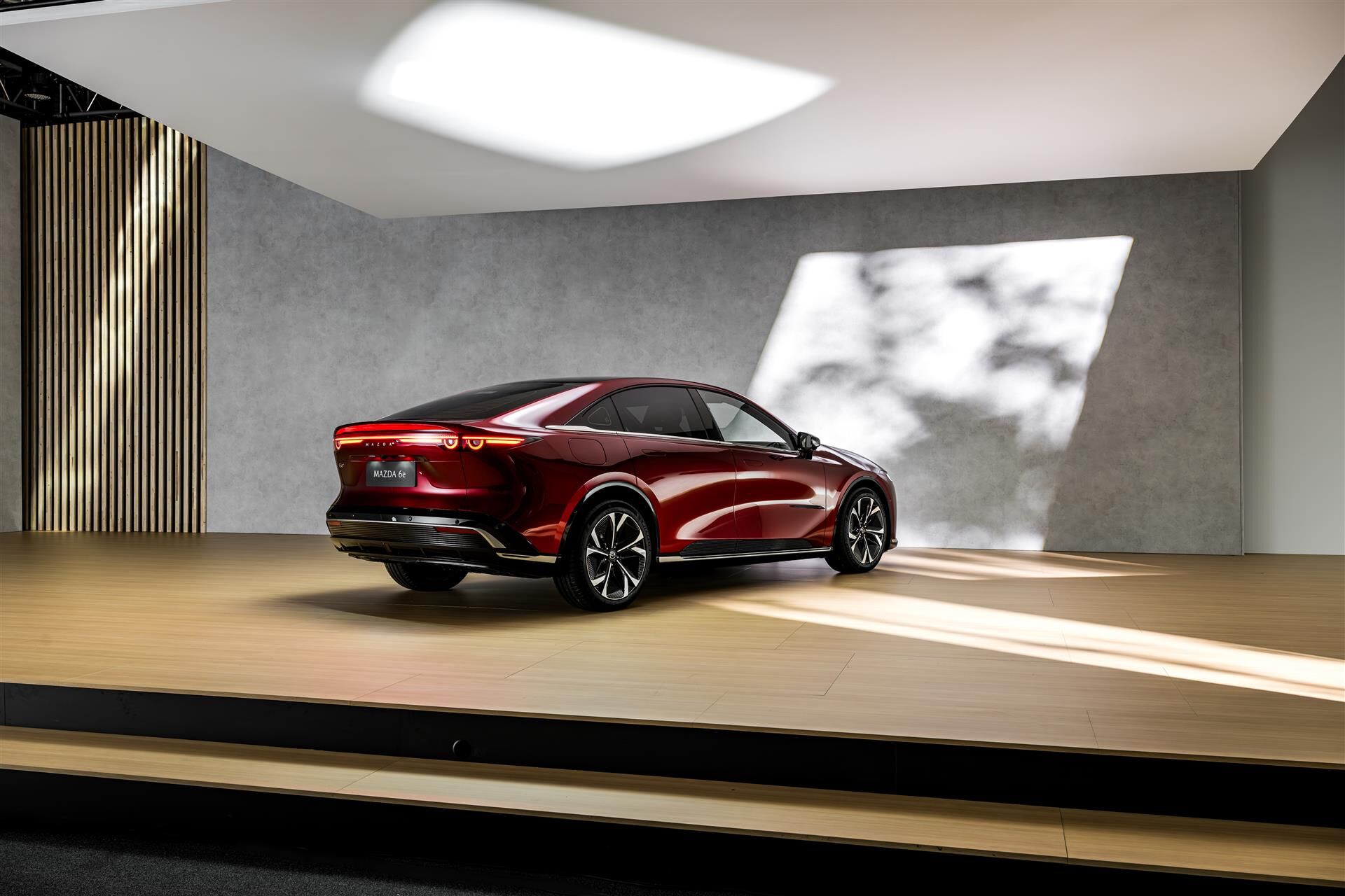 Billede af Mazda 6e EL Takumi 258HK 5d Aut.