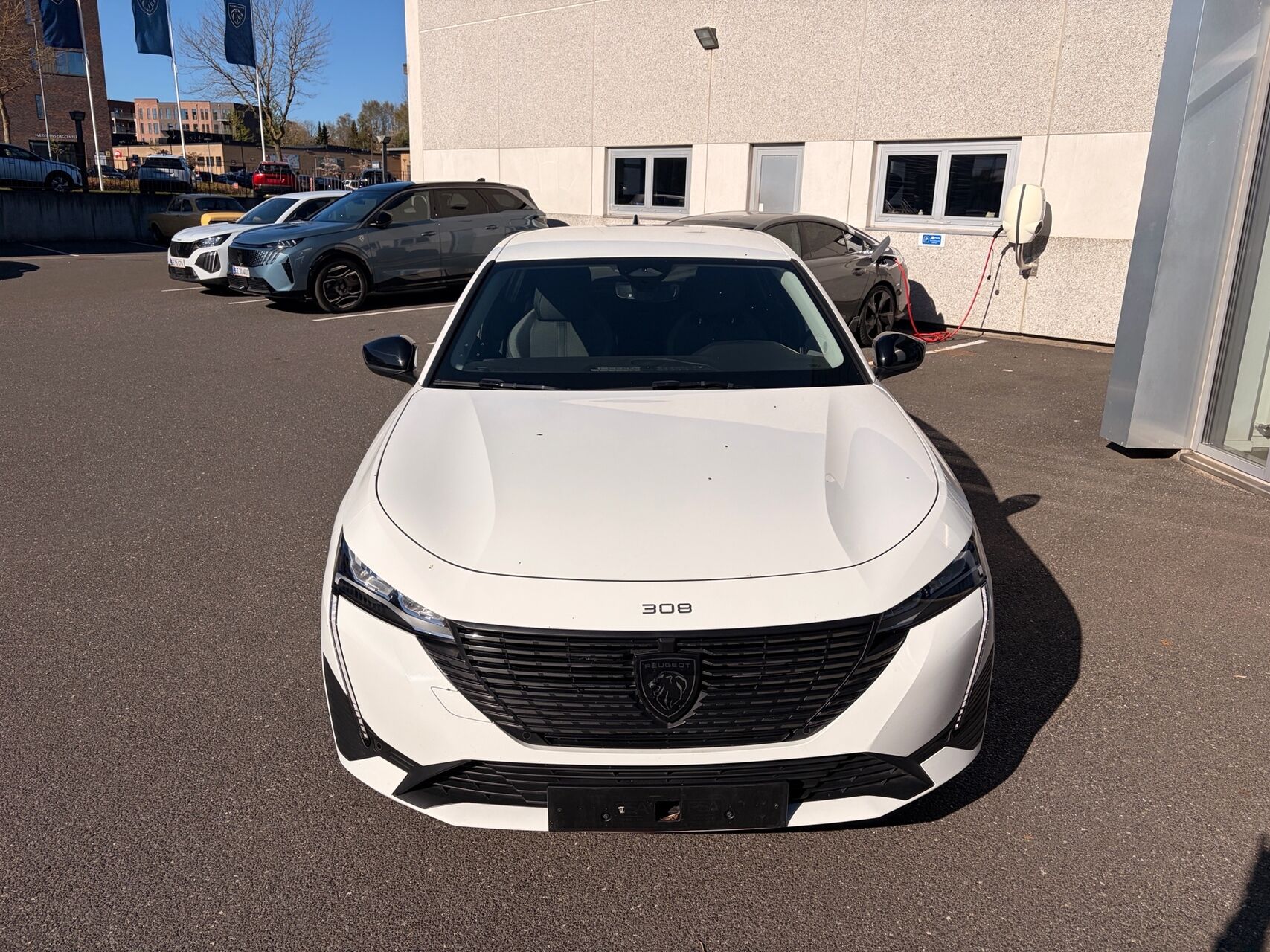 Billede af Peugeot 308 1,6 Plugin-hybrid First Selection EAT8 180HK 5d 8g Aut.