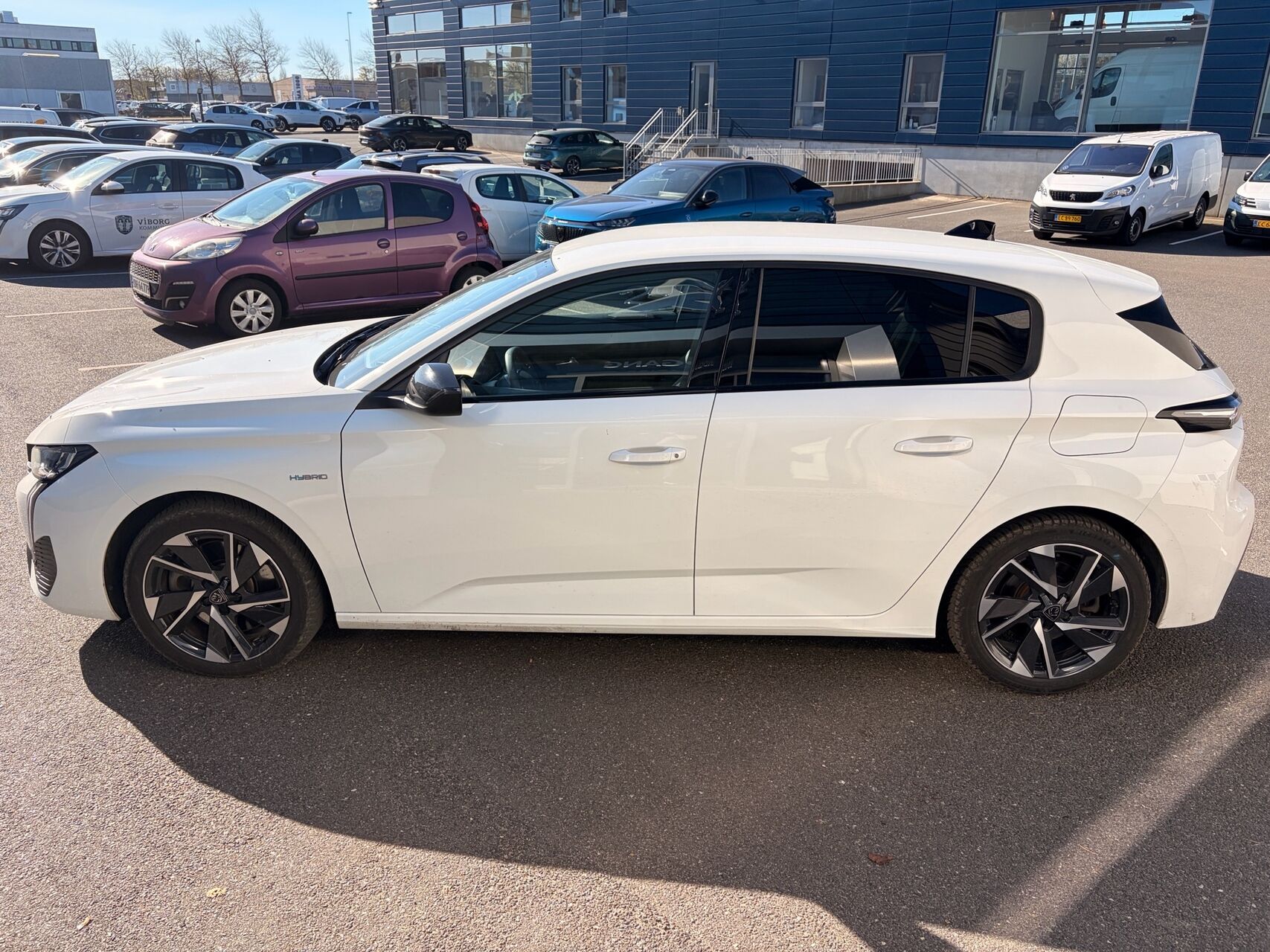 Billede af Peugeot 308 1,6 Plugin-hybrid First Selection EAT8 180HK 5d 8g Aut.