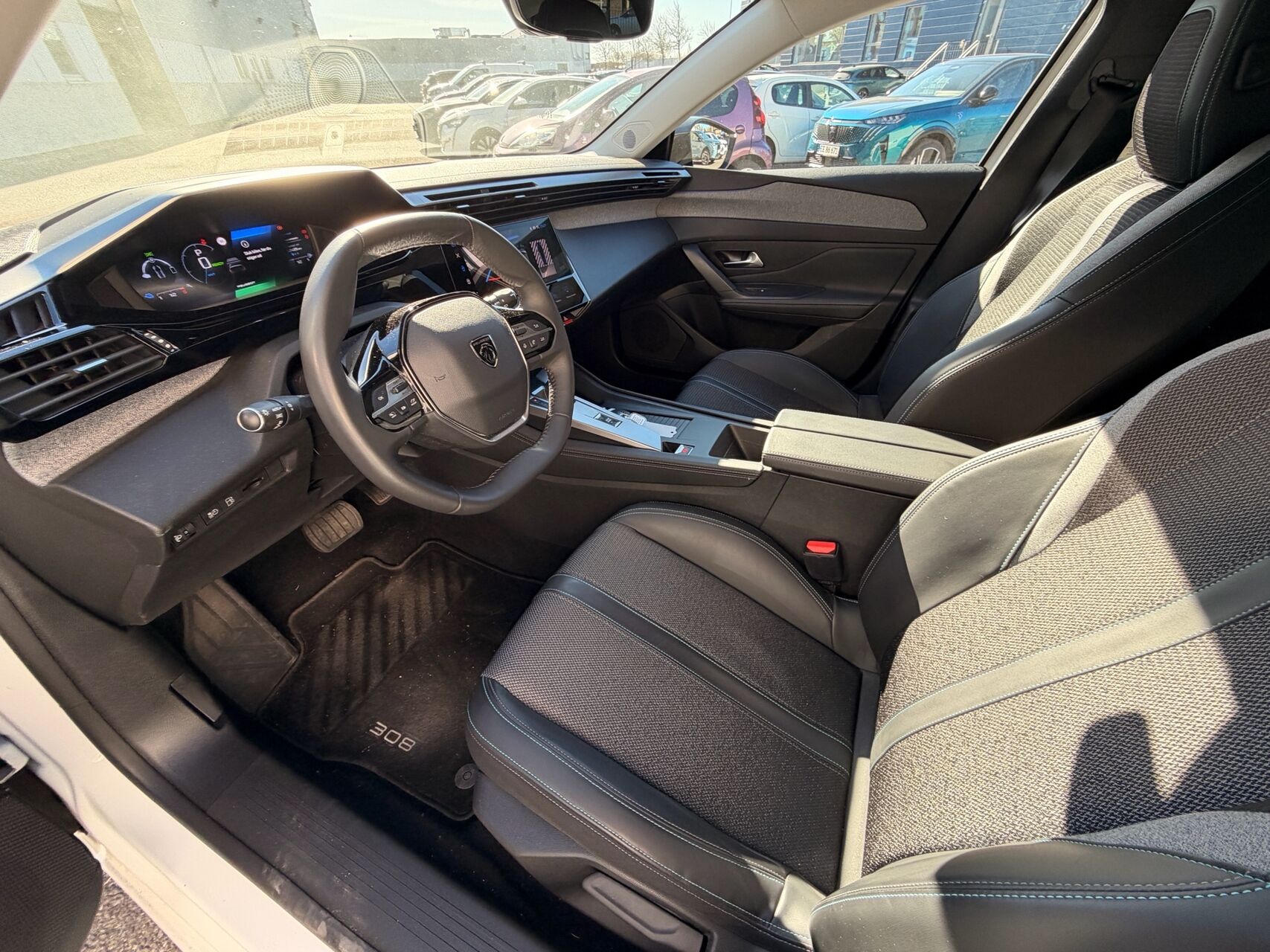 Billede af Peugeot 308 1,6 Plugin-hybrid First Selection EAT8 180HK 5d 8g Aut.