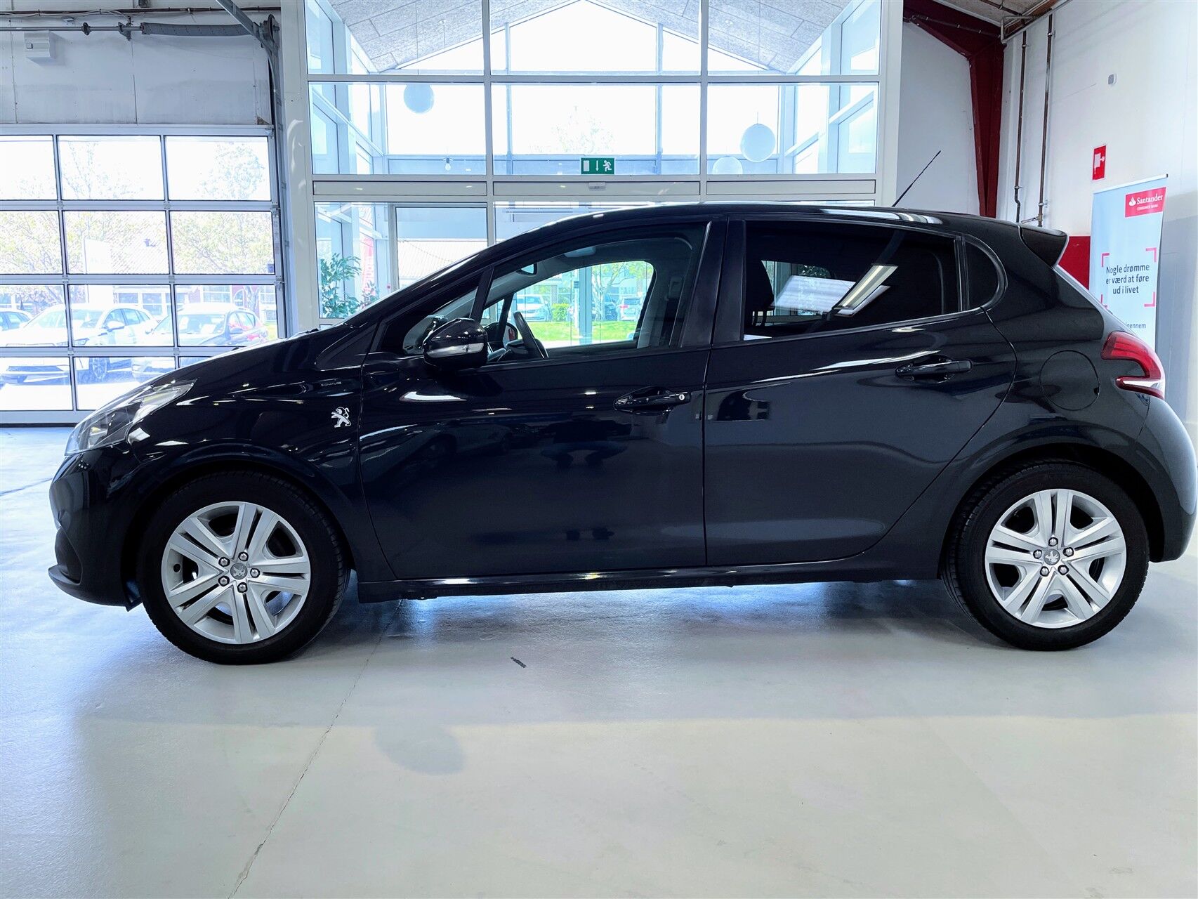 Billede af Peugeot 208 1,5 BlueHDi Signature+ 100HK 5d