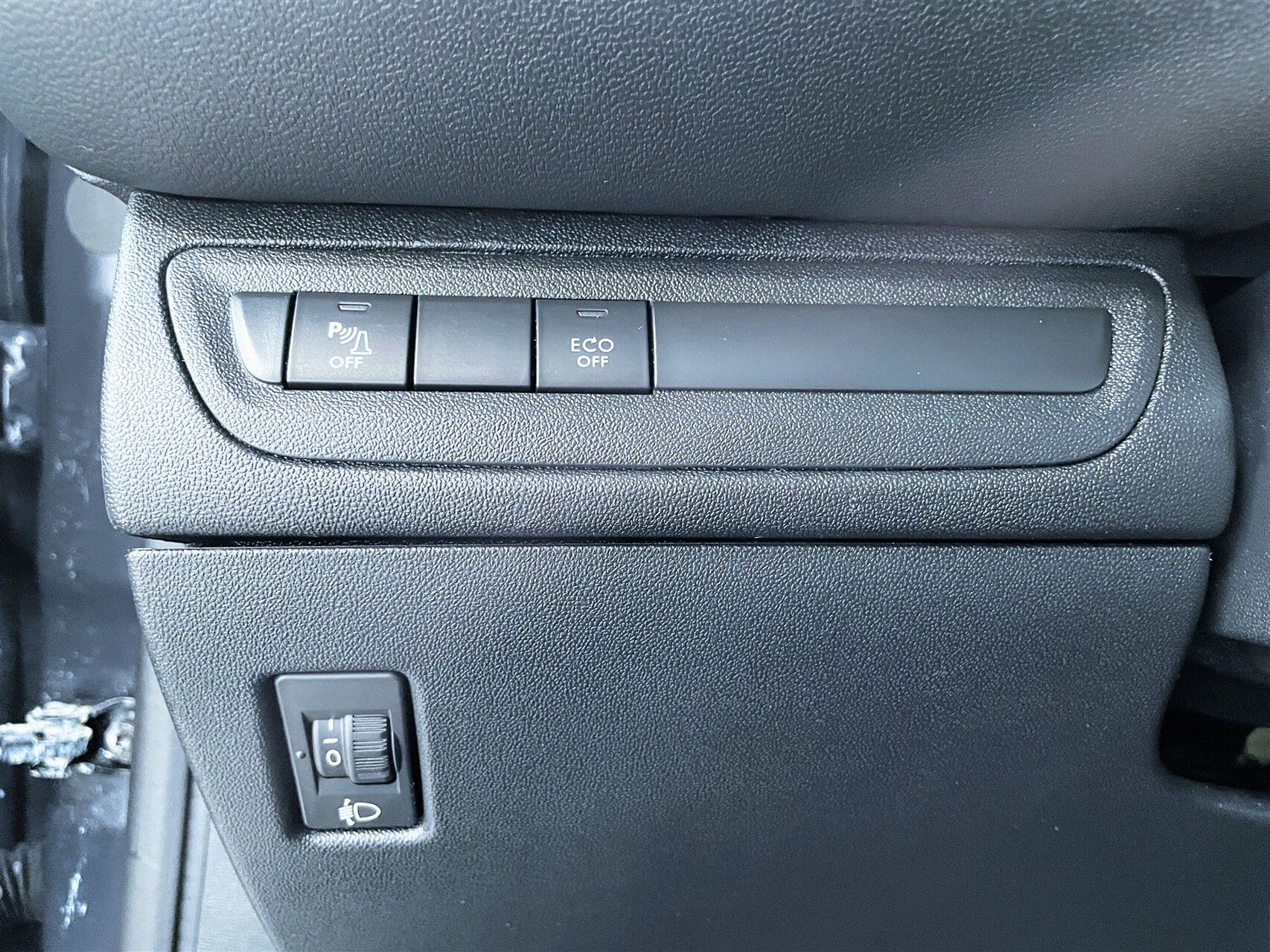 Billede af Peugeot 208 1,5 BlueHDi Signature+ 100HK 5d