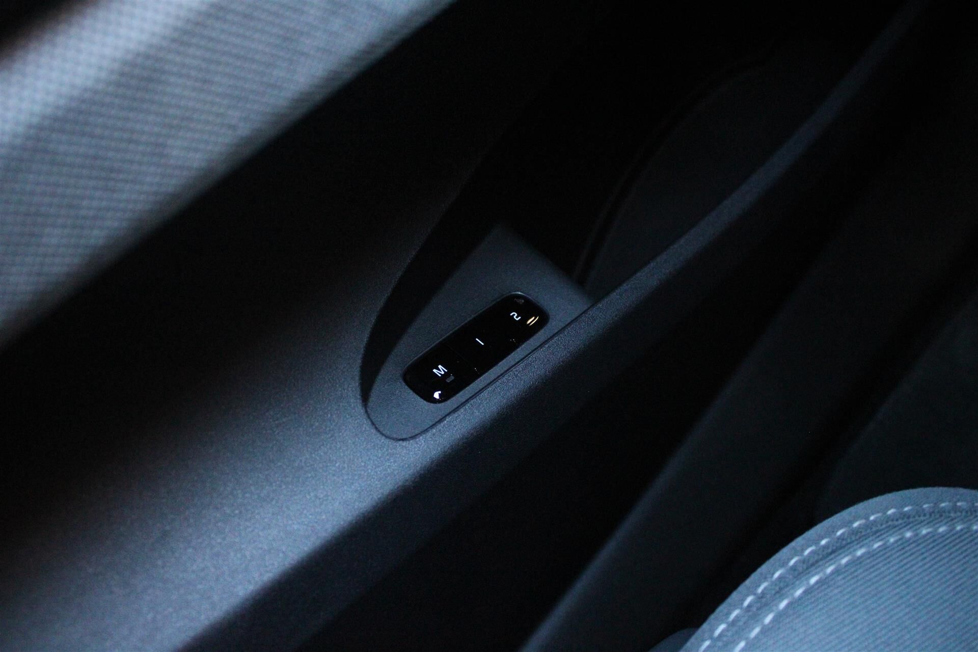 Billede af Polestar 2 EL Long Range Plus AWD 408HK 5d Aut.