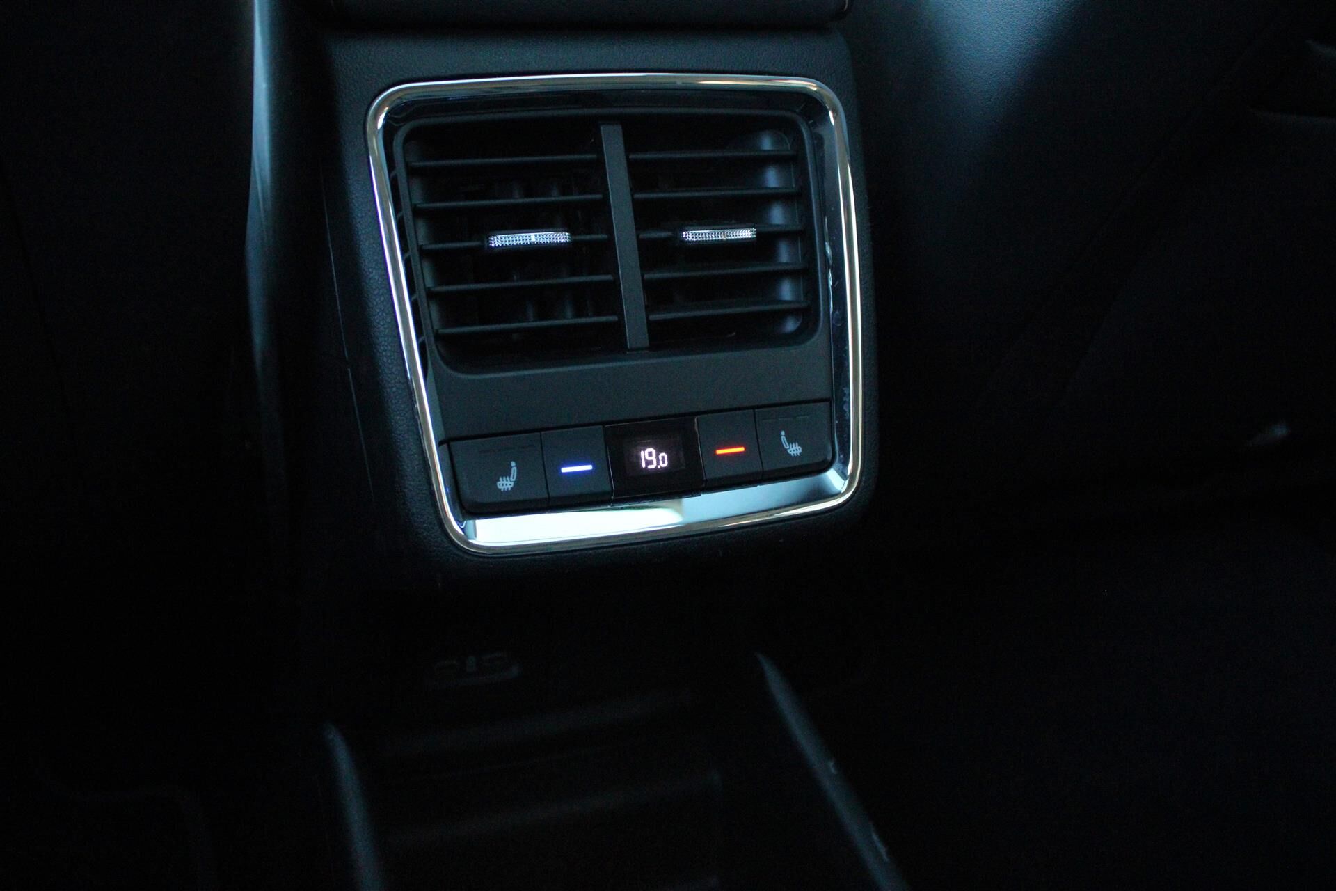 Billede af Skoda Enyaq 80 iV Design Selection Suite 204HK 5d Aut.