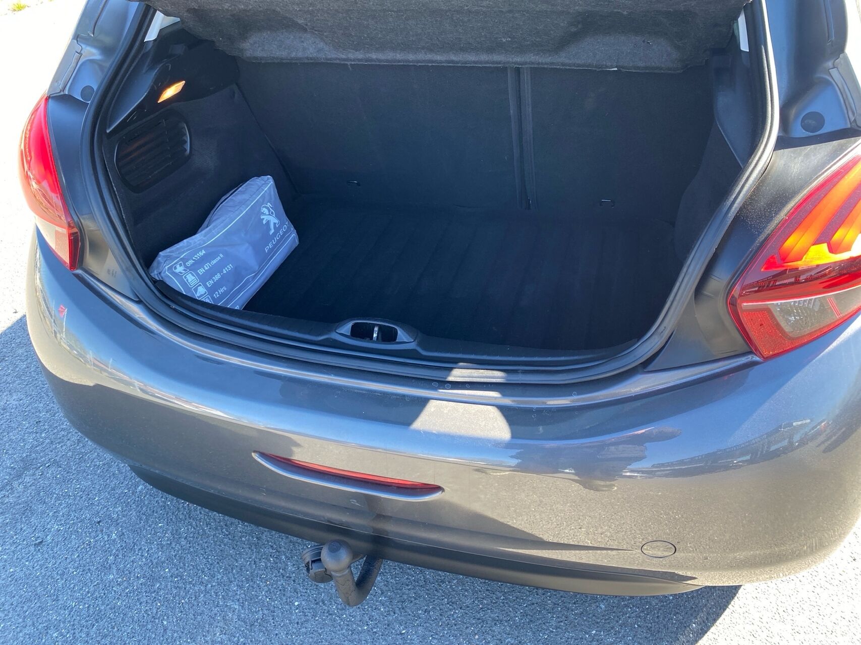 Billede af Peugeot 208 1,6 BlueHDi Envy 100HK 5d
