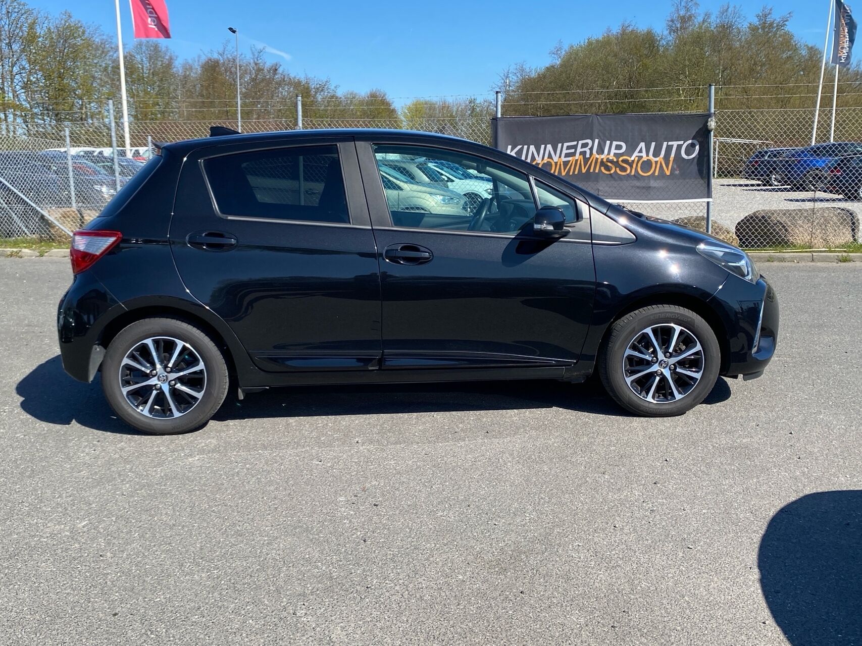 Billede af Toyota Yaris 1,5 VVT-I T2 Limited 111HK 5d 6g