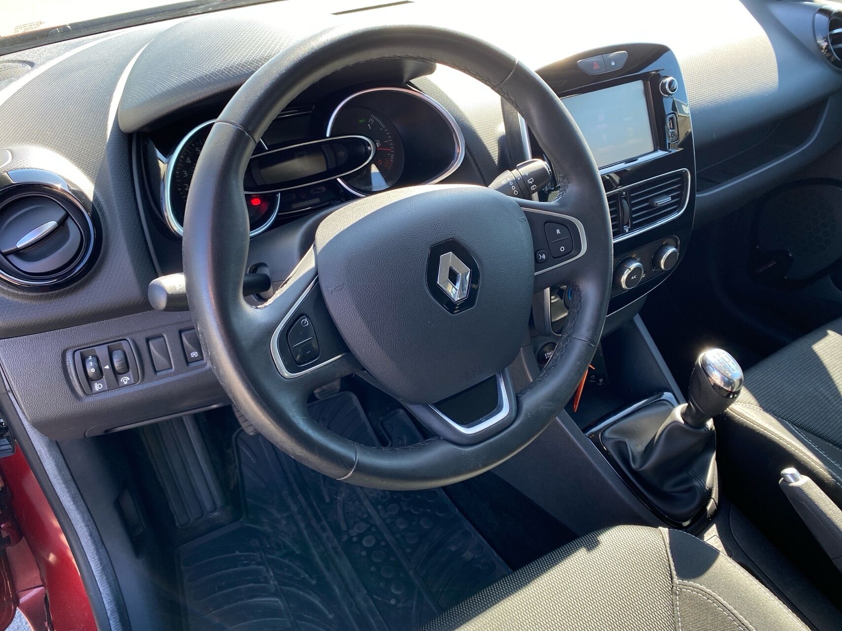 Billede af Renault Clio Sport Tourer 0,9 Energy TCe Expression 90HK Stc