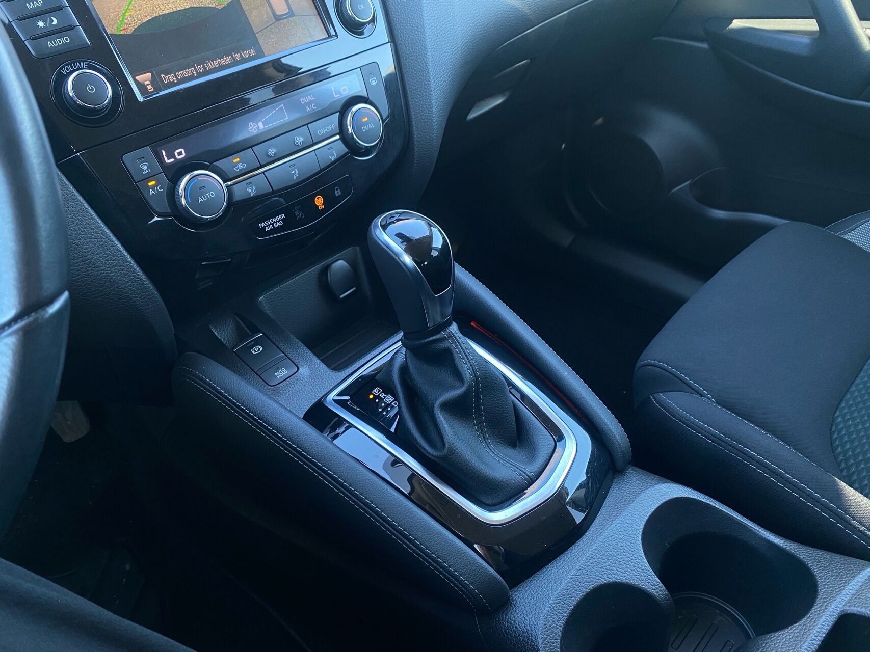 Billede af Nissan Qashqai 1,3 Dig-T N-Connecta DCT 160HK 5d 7g Aut.