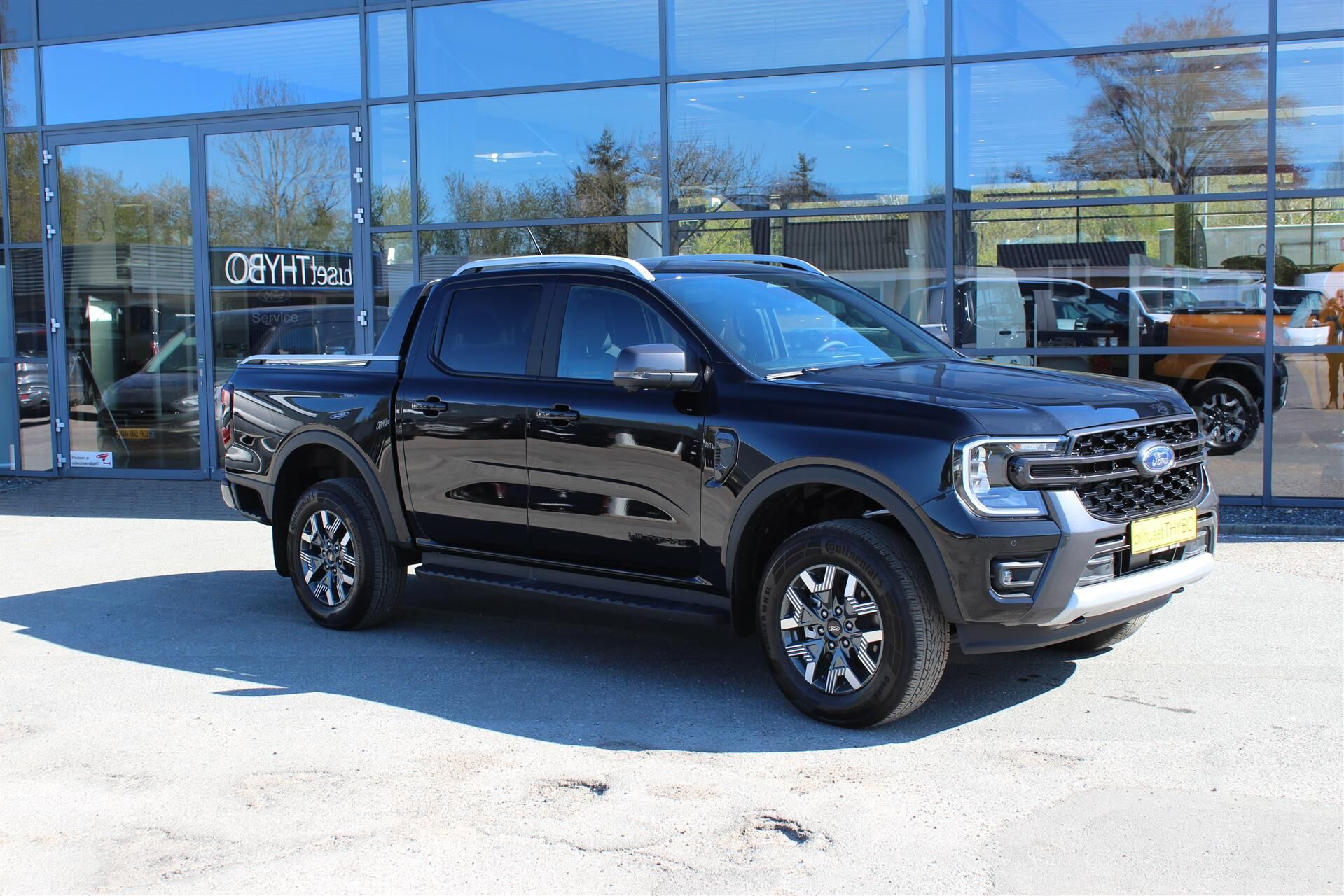 Billede af Ford Ranger Double Cab 2,3 EcoBoost Hybrid Wildtrak e-4WD 281HK Pick-Up 10g Aut.