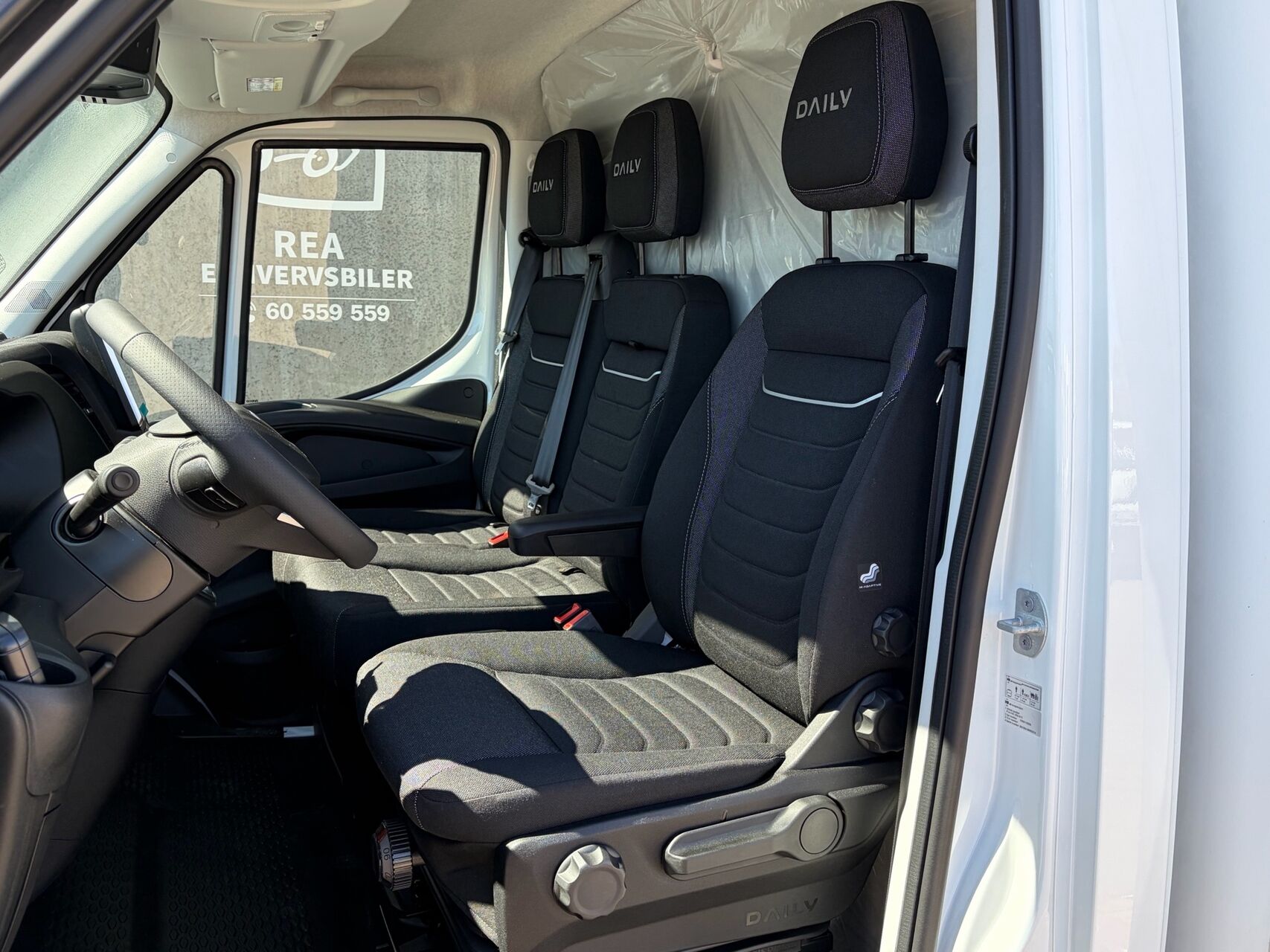 Billede af Iveco Daily 35S18 4100mm 3,0 D 180HK Ladv./Chas. Aut. 