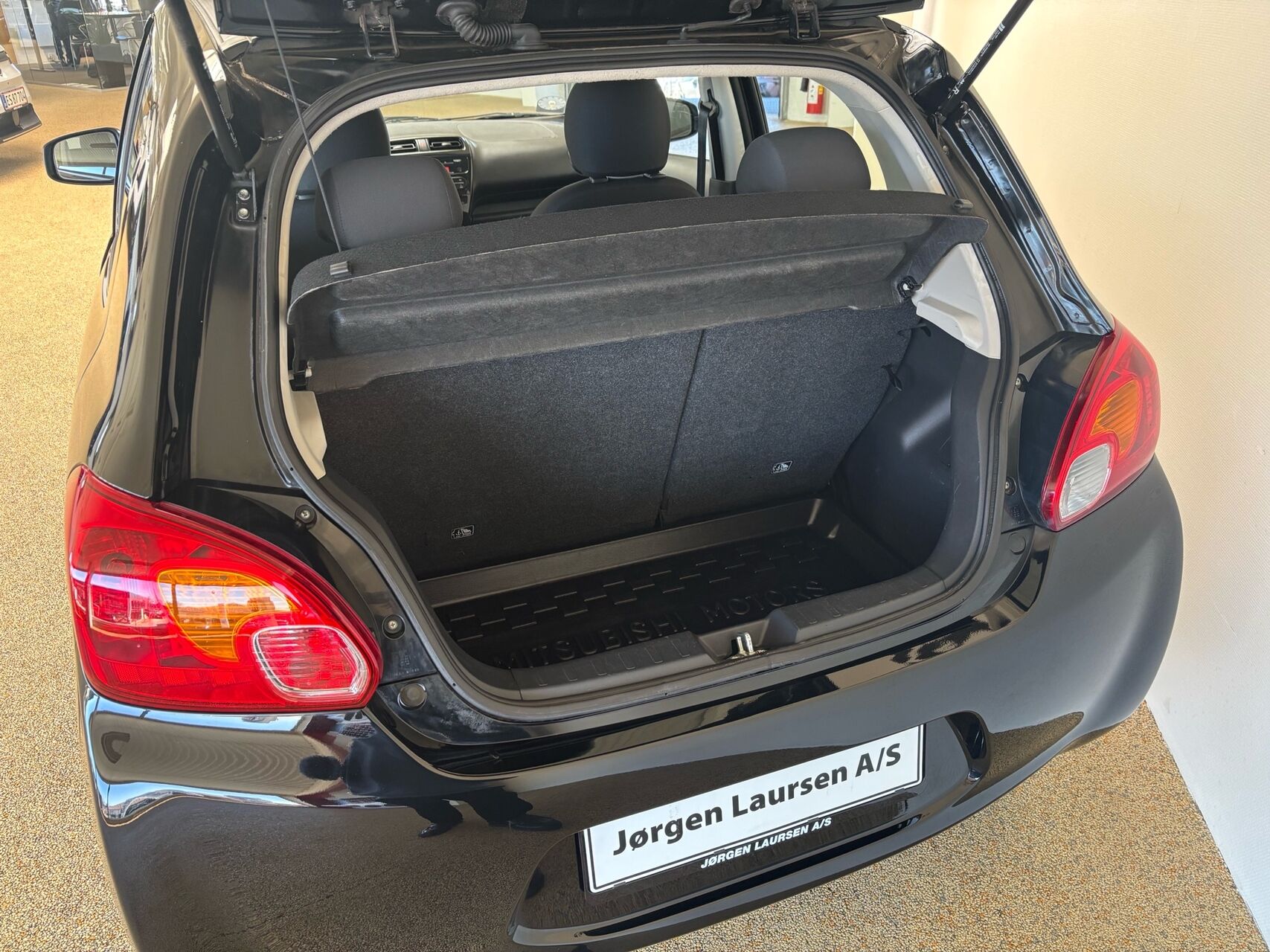 Billede af Mitsubishi Space Star 1,0 Inform 71HK 5d