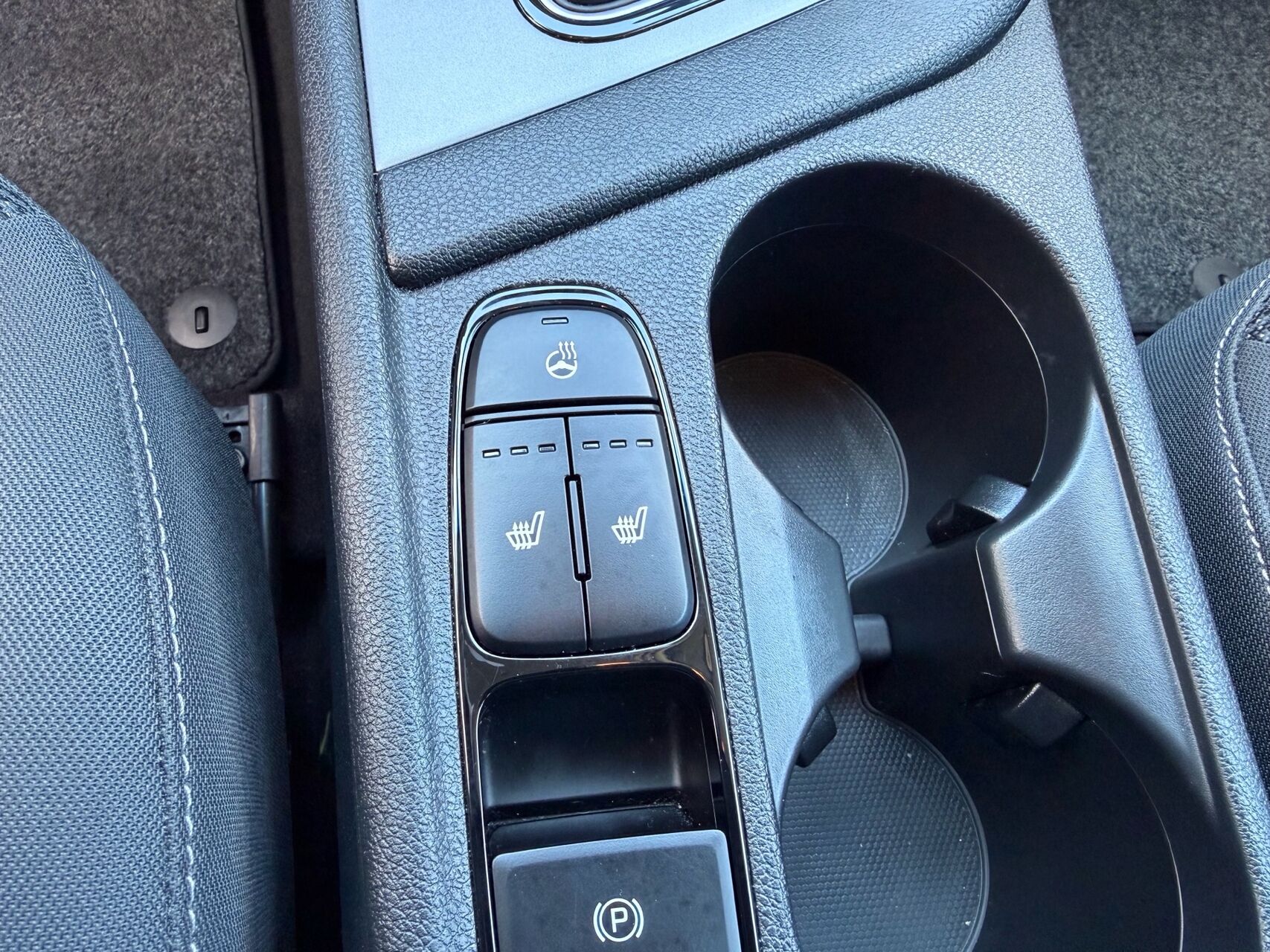 Billede af Kia Niro 1,6 GDI PHEV  Plugin-hybrid Comfort DCT 141HK 5d 6g Aut.