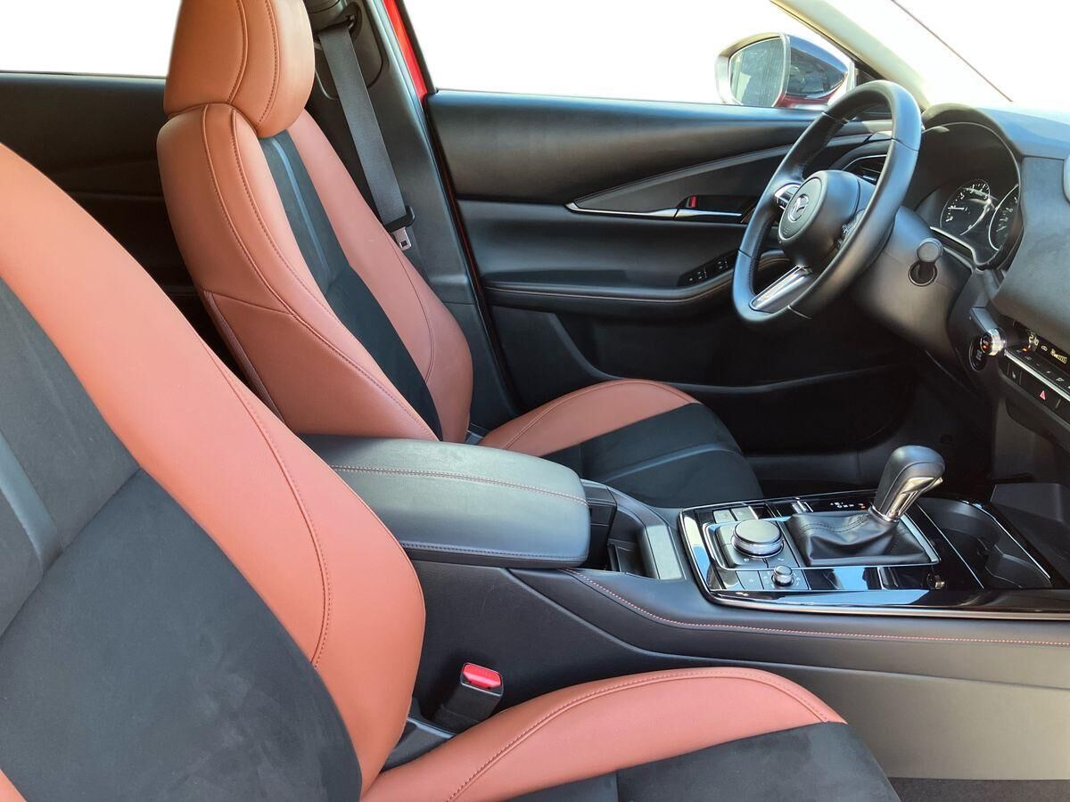 Billede af Mazda CX-30 2,5 e-Skyactiv-G  Mild hybrid Nagisa 140HK 5d 6g Aut.