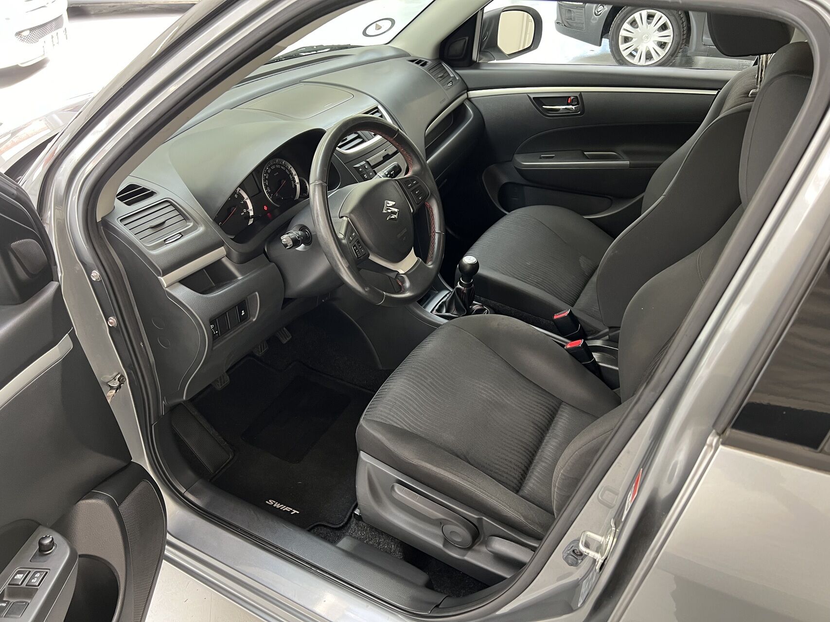 Billede af Suzuki Swift 1,2 16V Cruise 94HK 5d