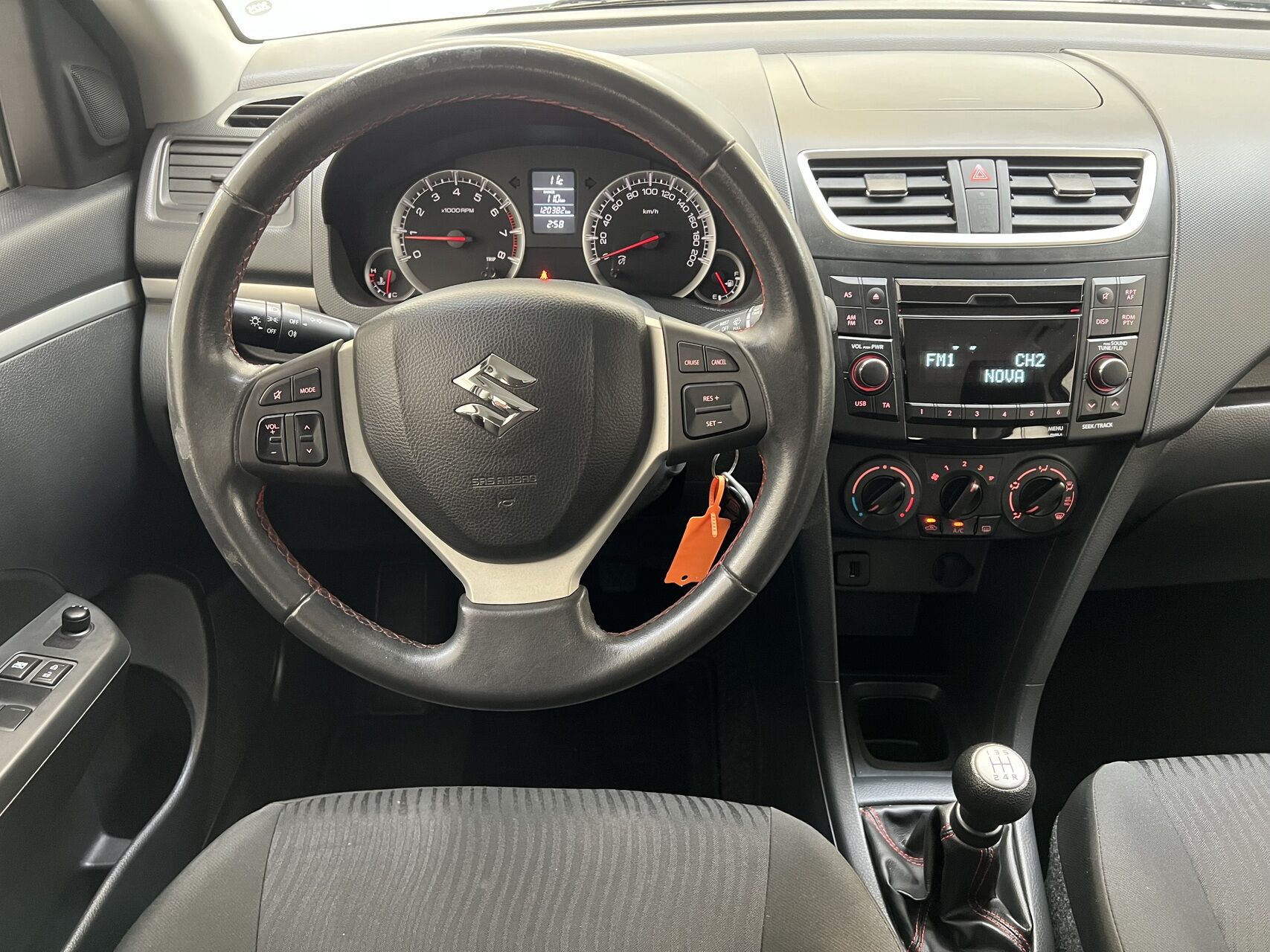 Billede af Suzuki Swift 1,2 16V Cruise 94HK 5d