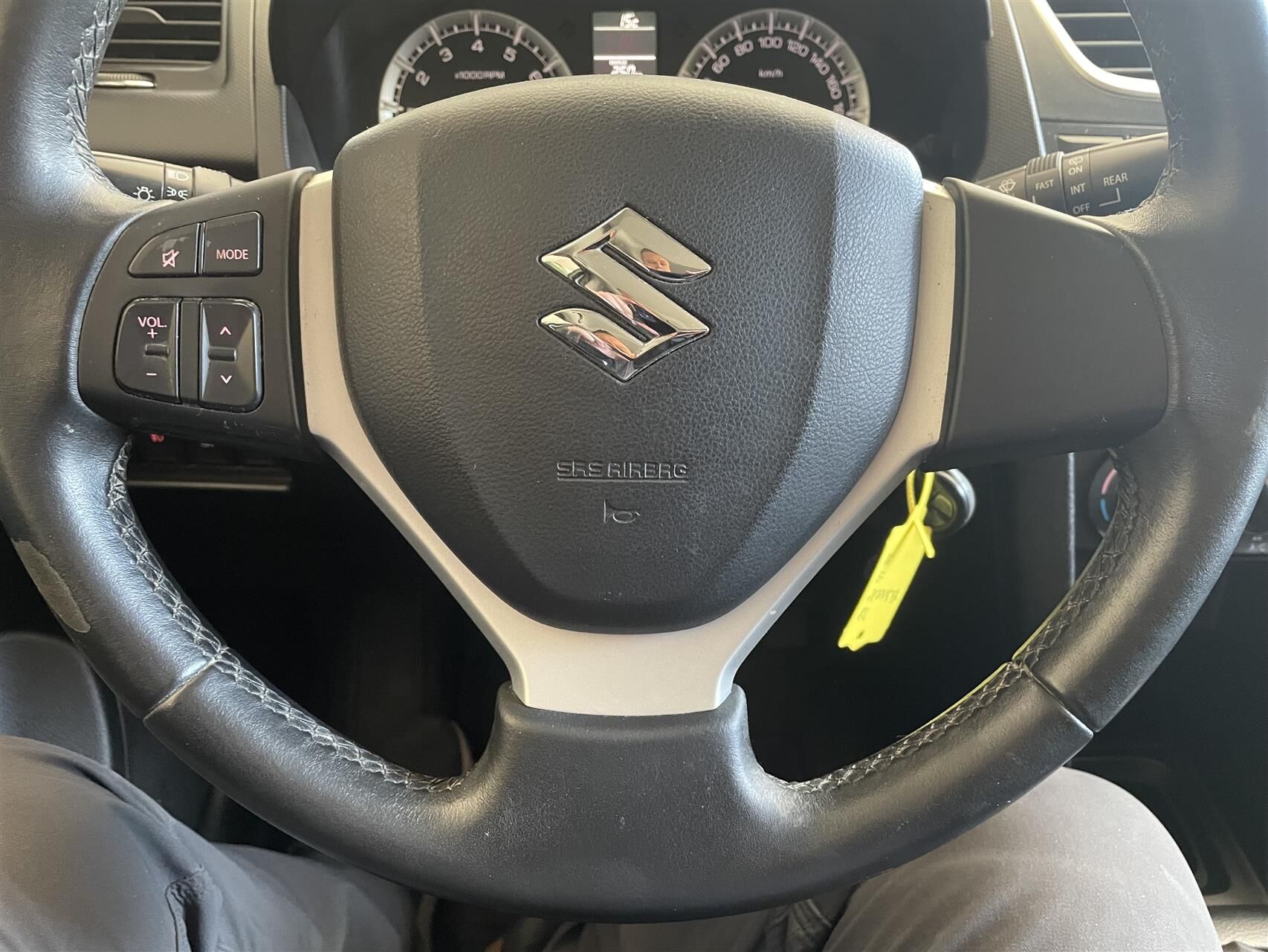 Billede af Suzuki Swift 1,2 16V Comfort 90HK 5d