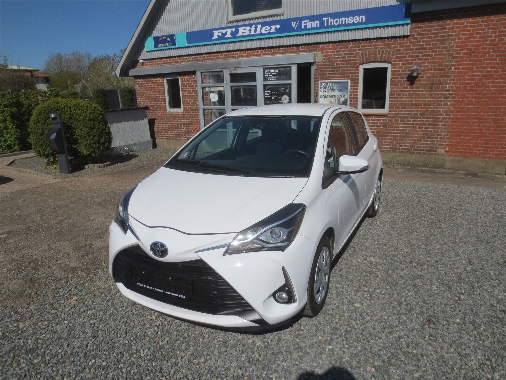 Billede af Toyota Yaris 1,0 VVT-I T2 72HK 5d