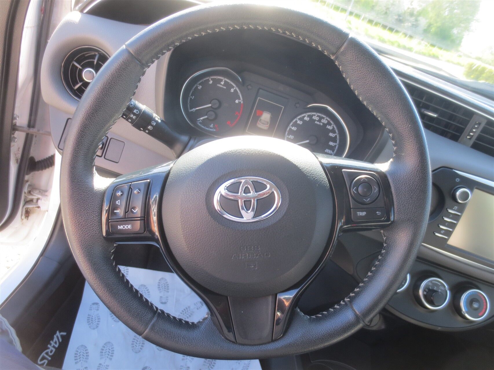 Billede af Toyota Yaris 1,0 VVT-I T2 72HK 5d