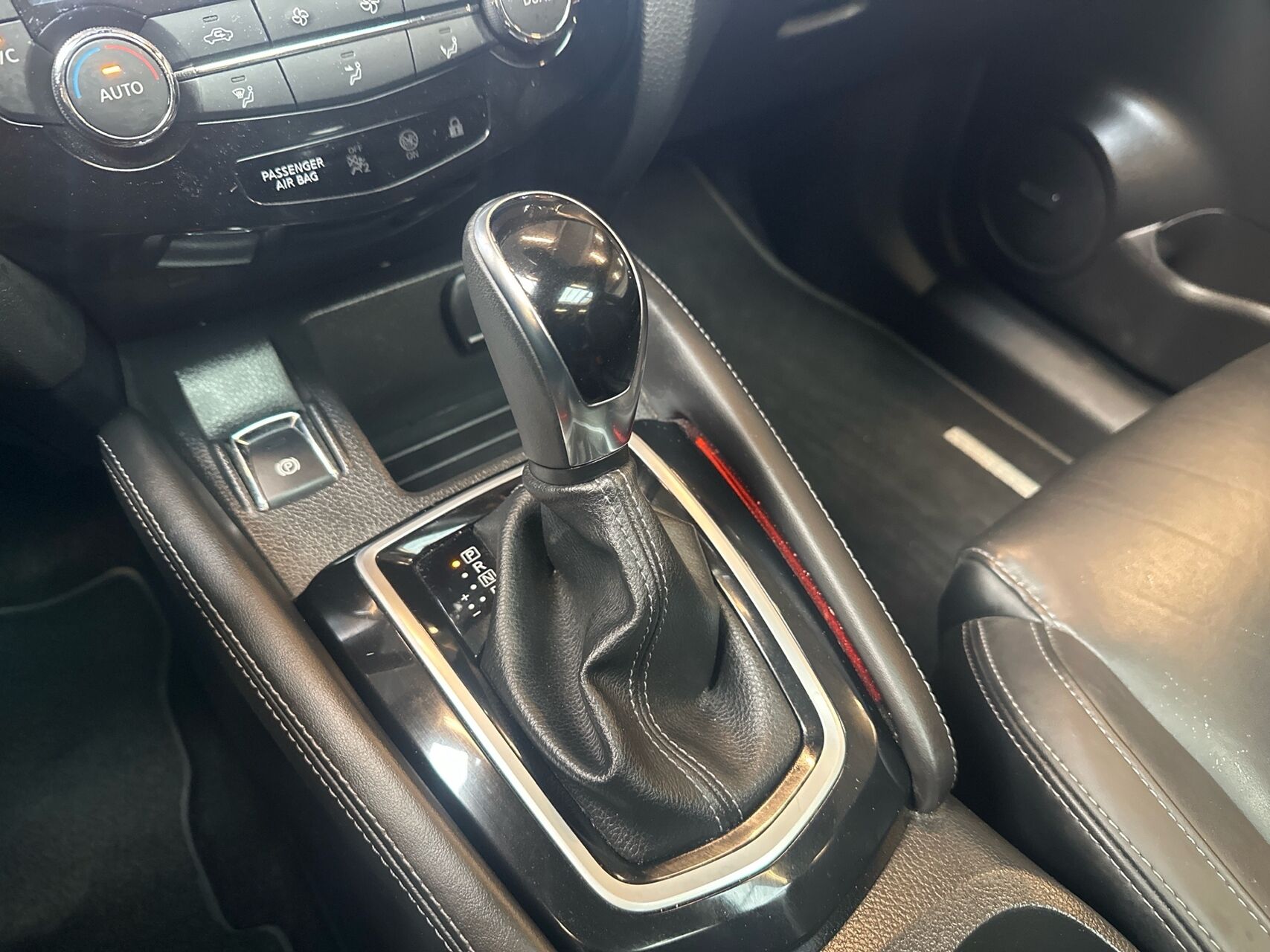 Billede af Nissan Qashqai 1,3 Dig-T Tekna+ NNC Display DCT 160HK 5d 7g Aut.