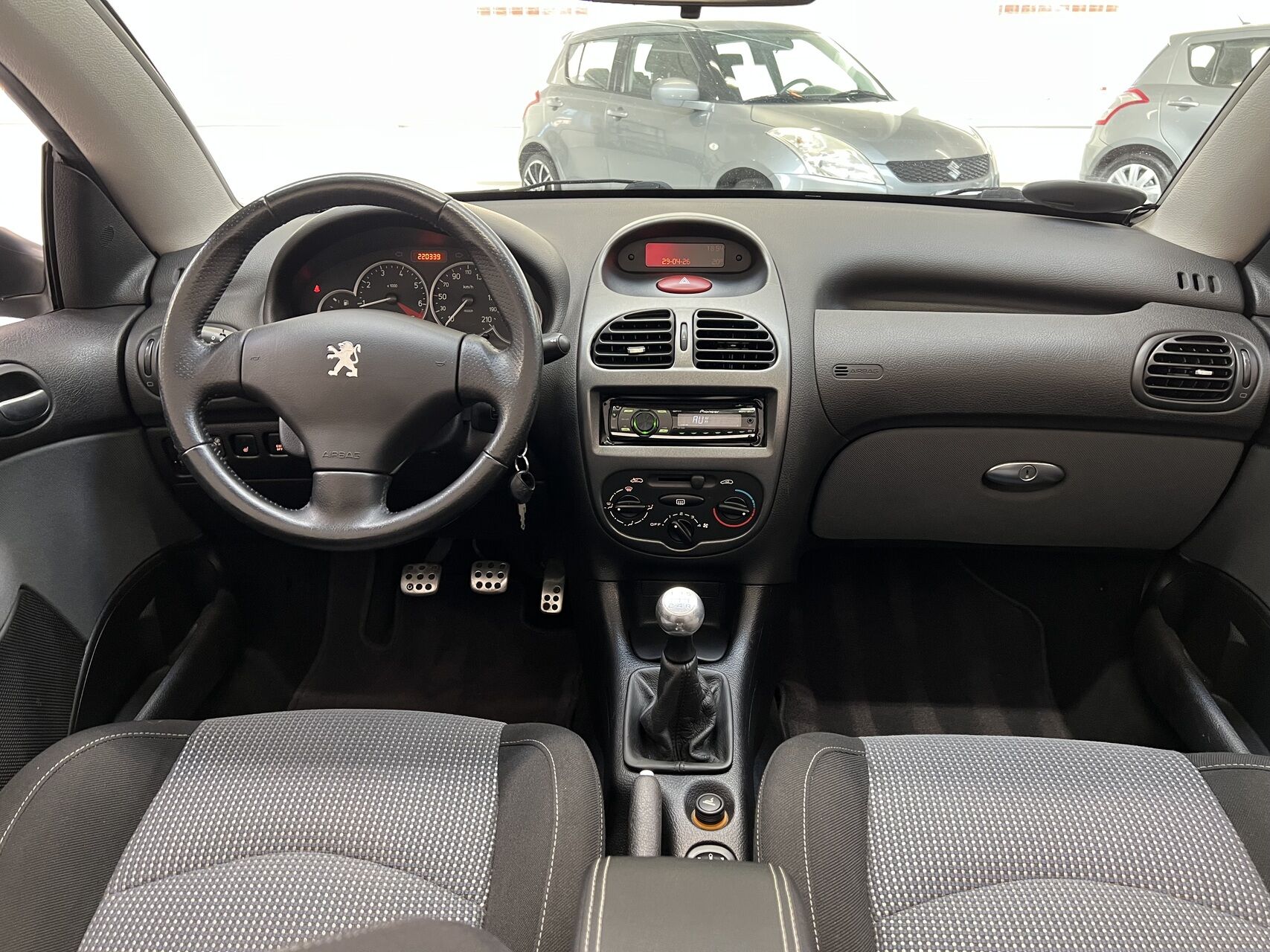 Billede af Peugeot 206 CC 1,6 110HK Cabr.