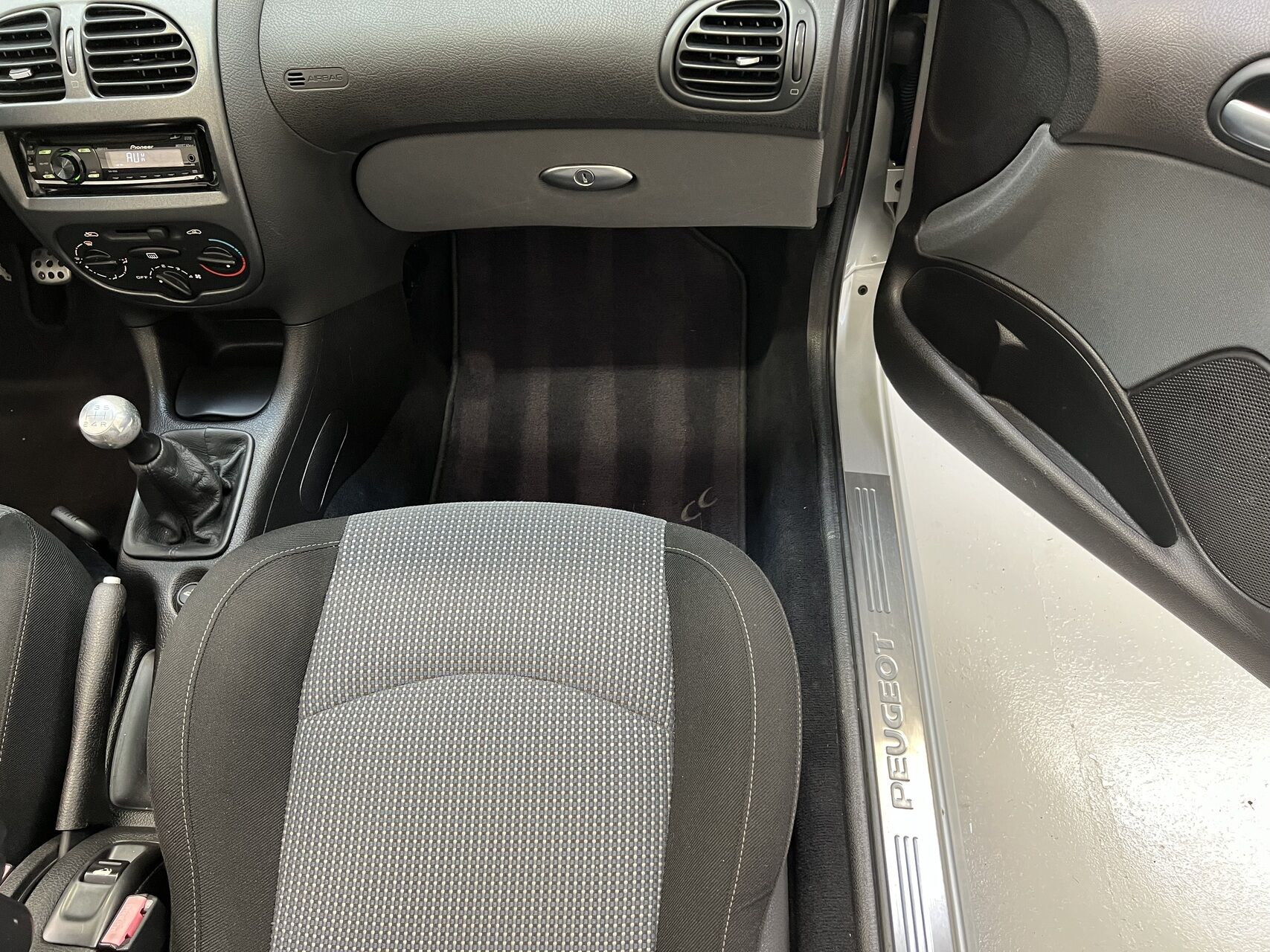 Billede af Peugeot 206 CC 1,6 110HK Cabr.